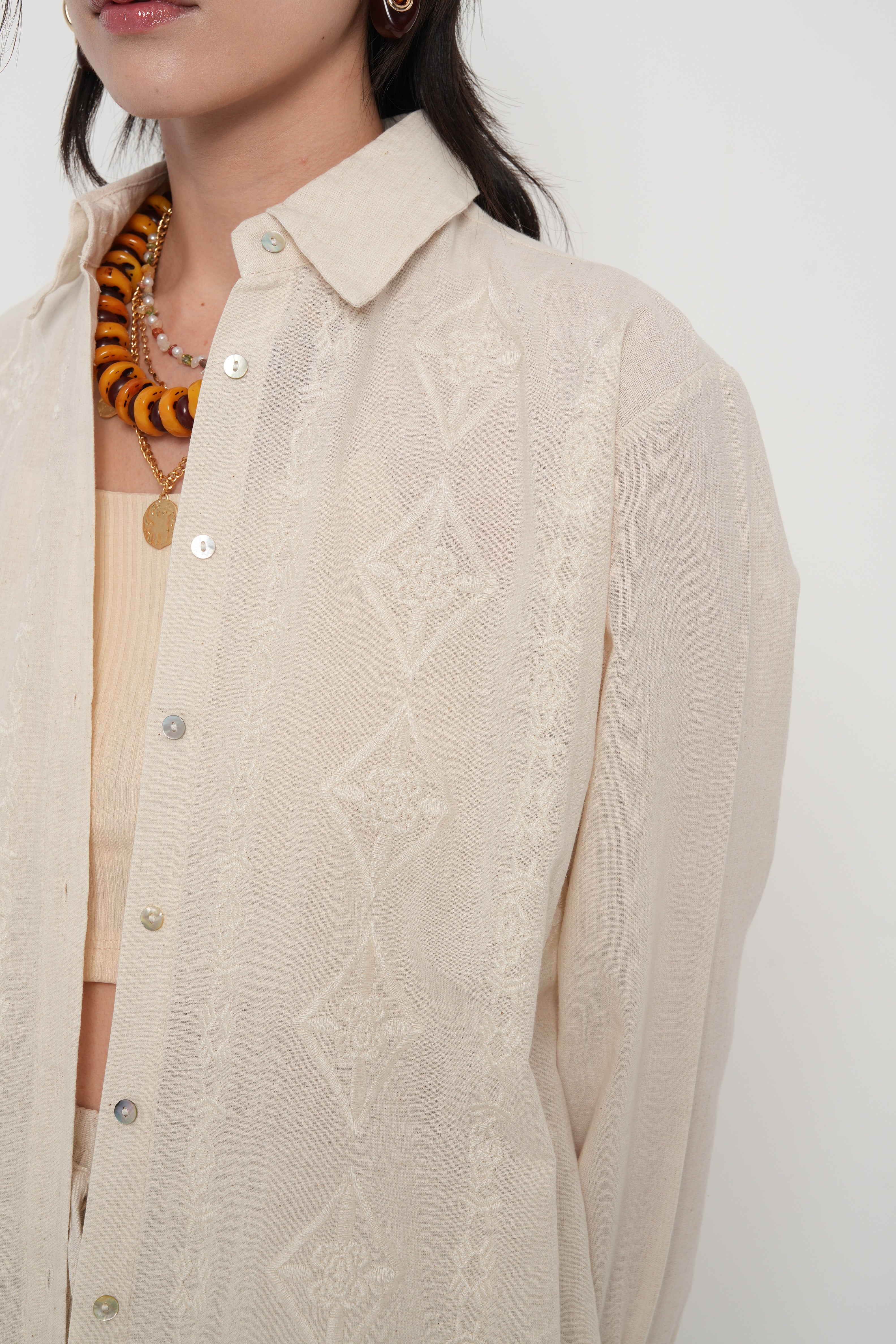 Orfeonegro Çiçek Desenli Beyaz Nakışlı Gömlek