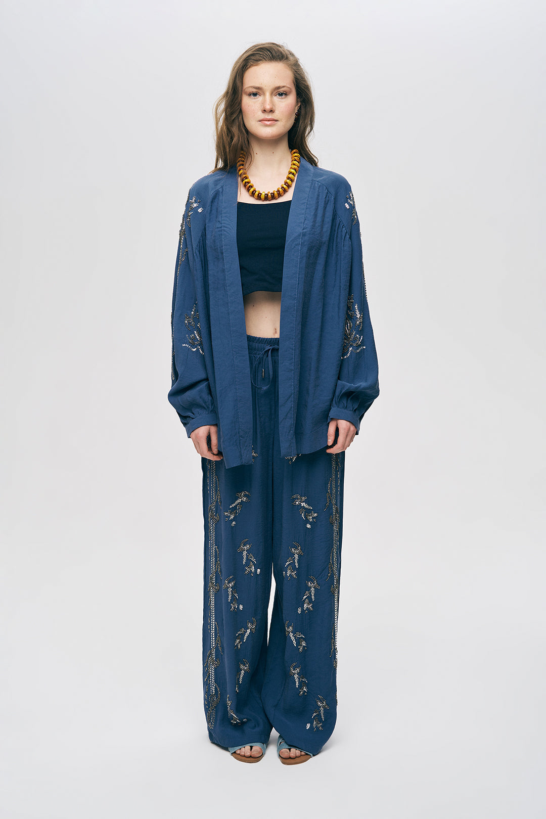 İşlemeli İndigo Kimono Ceket