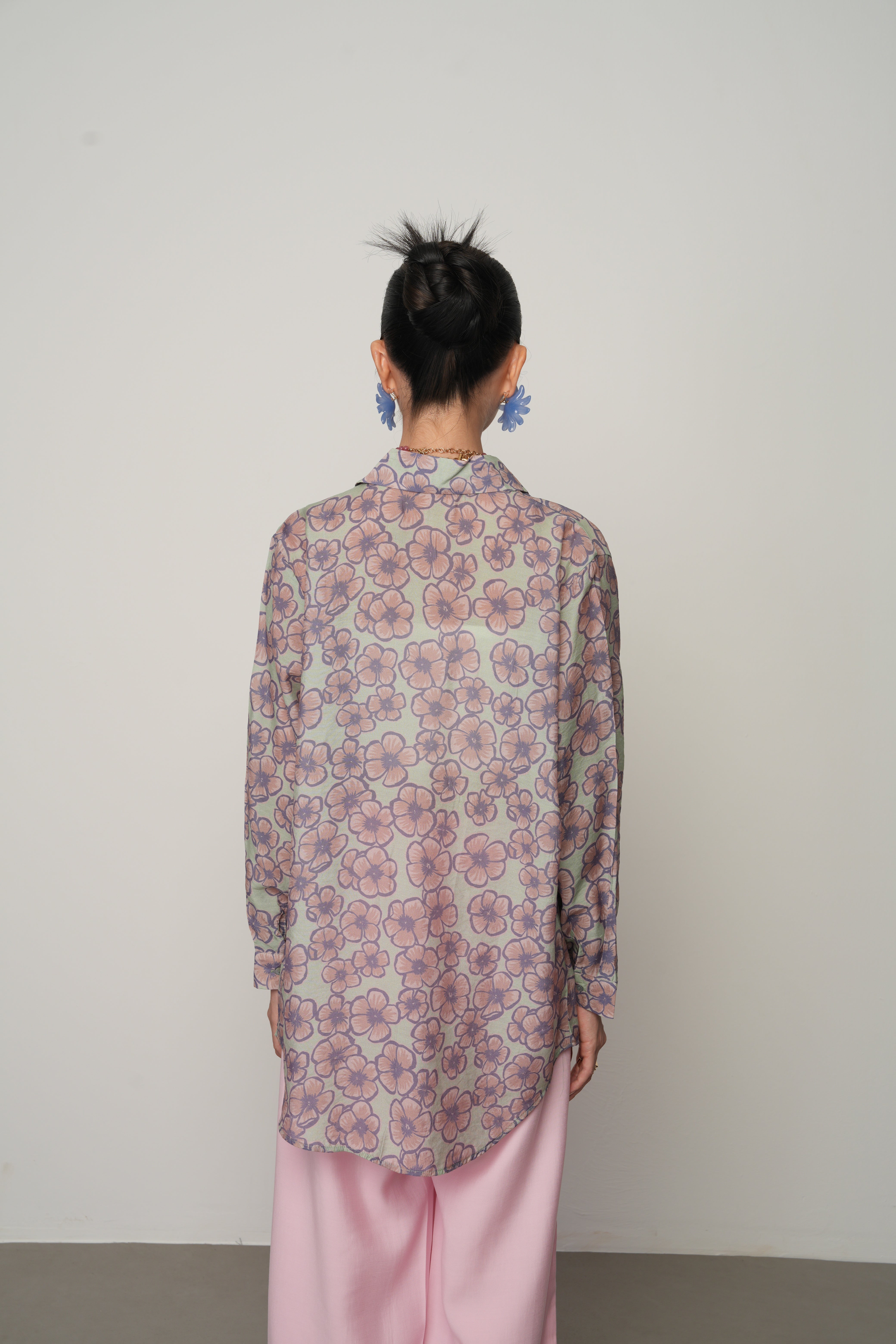 Oversize Çiçek Desenli Transparan Gömlek – Hafif ve Şık Tasarım| 34549