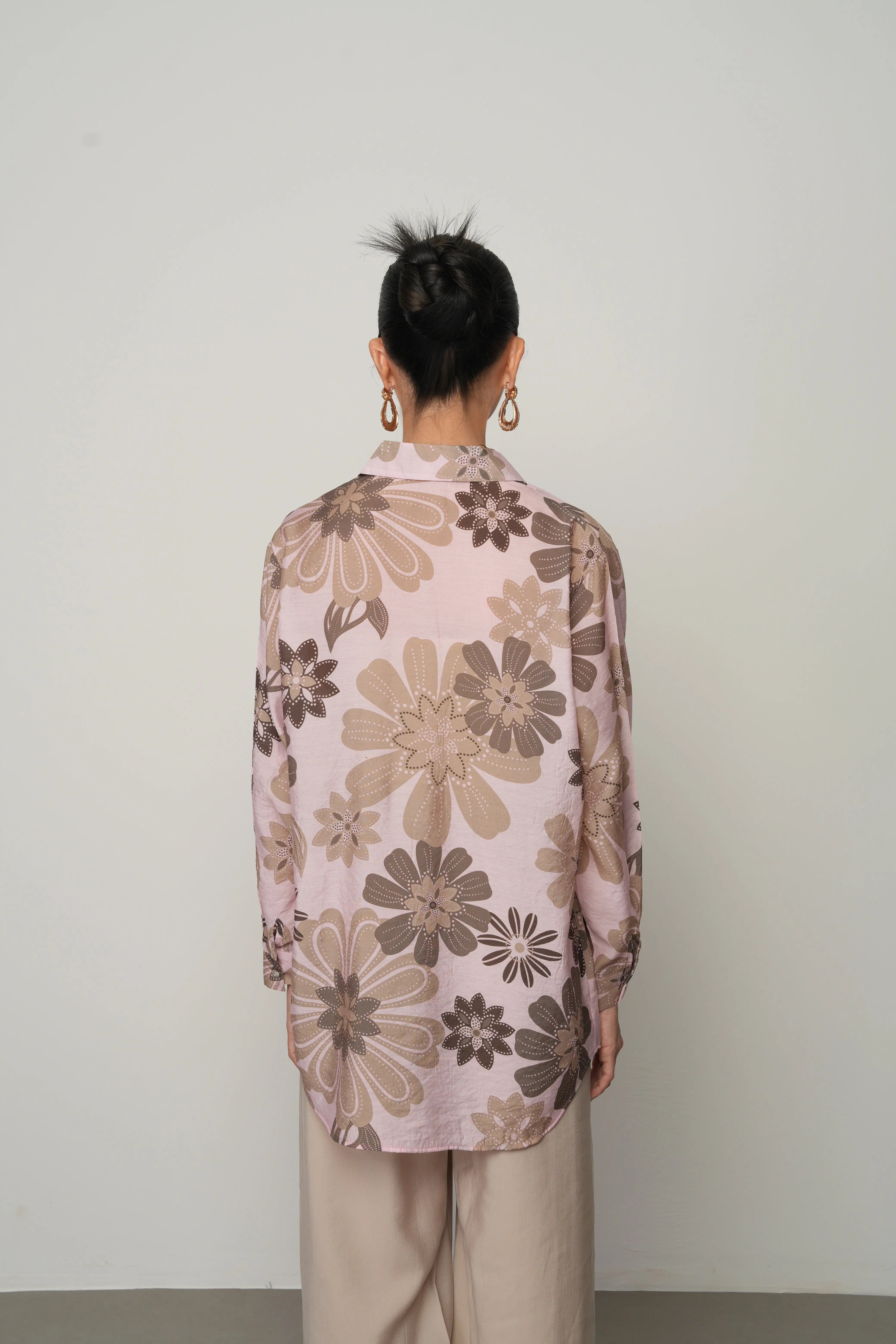 Oversize Kalıp Çiçek Desenli Pembe Gömlek - 34554 ORFEONEGRO