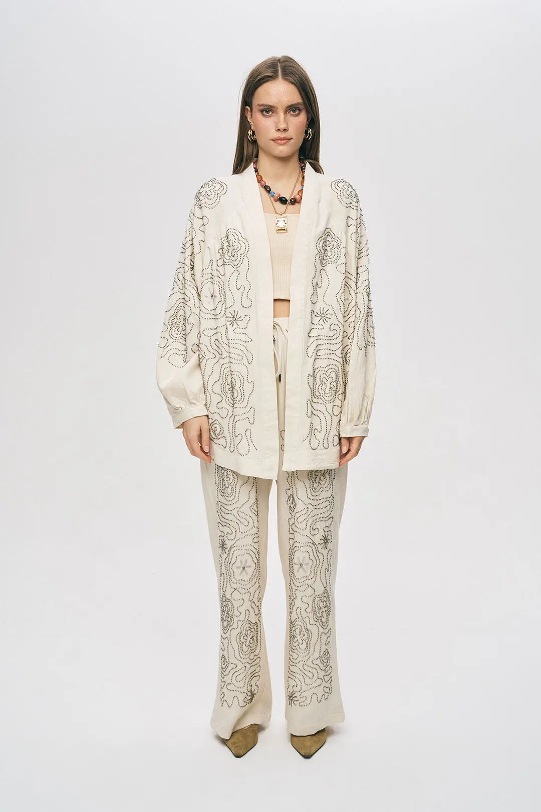 Orfeonegro Etnik Nakış İşlemeli Oversize Kimono ORFEONEGRO