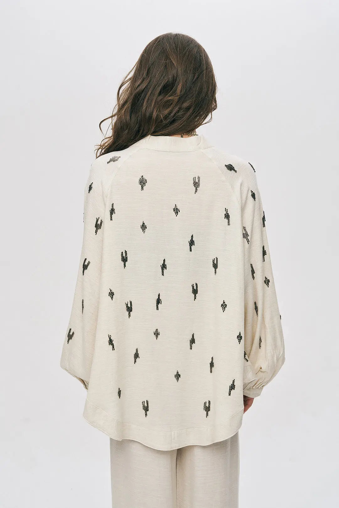 Orfeonegro Boncuk İşlemeli Oversize Kimono ORFEONEGRO