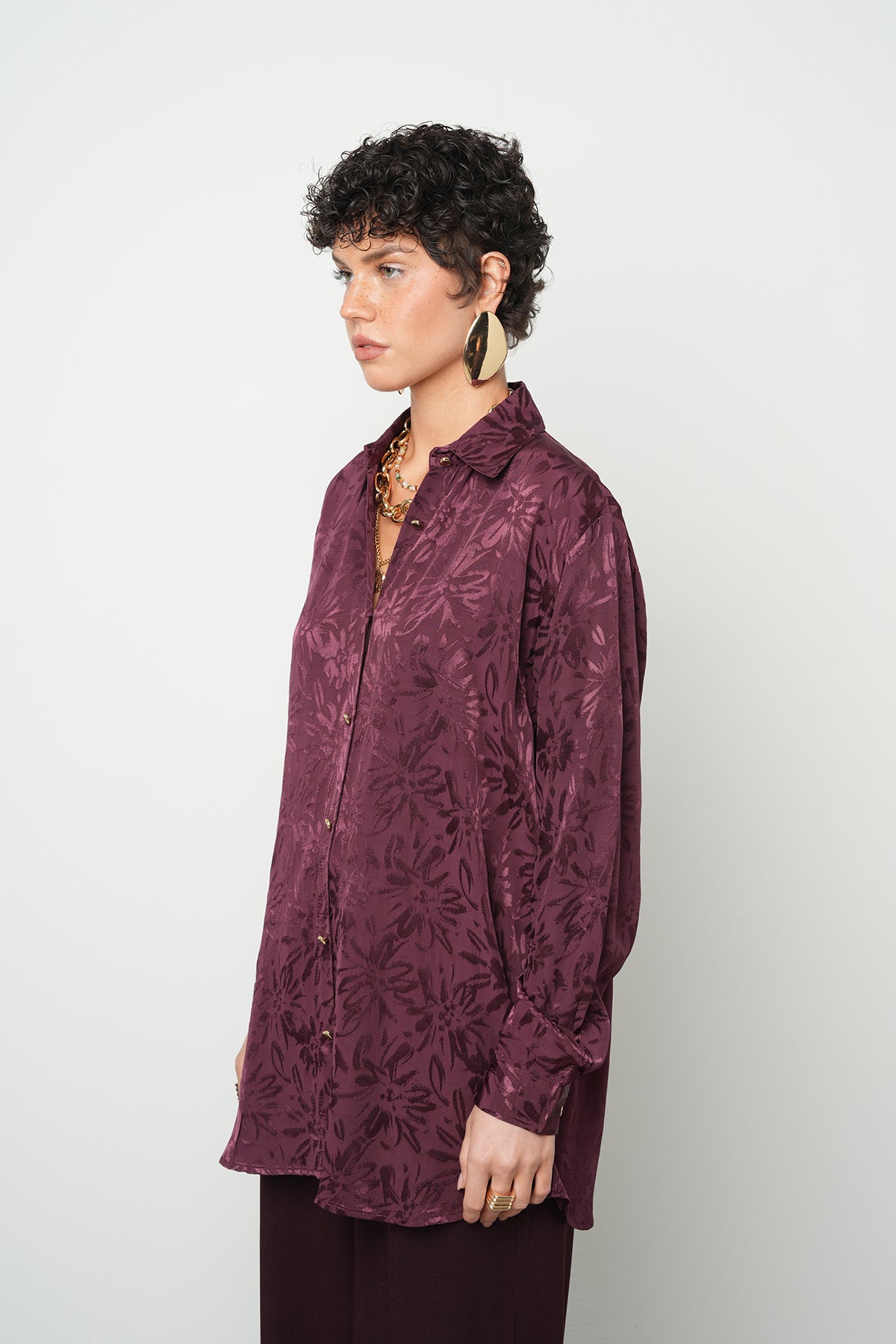 Jakarlı Çiçek Desenli Oversize Gömlek