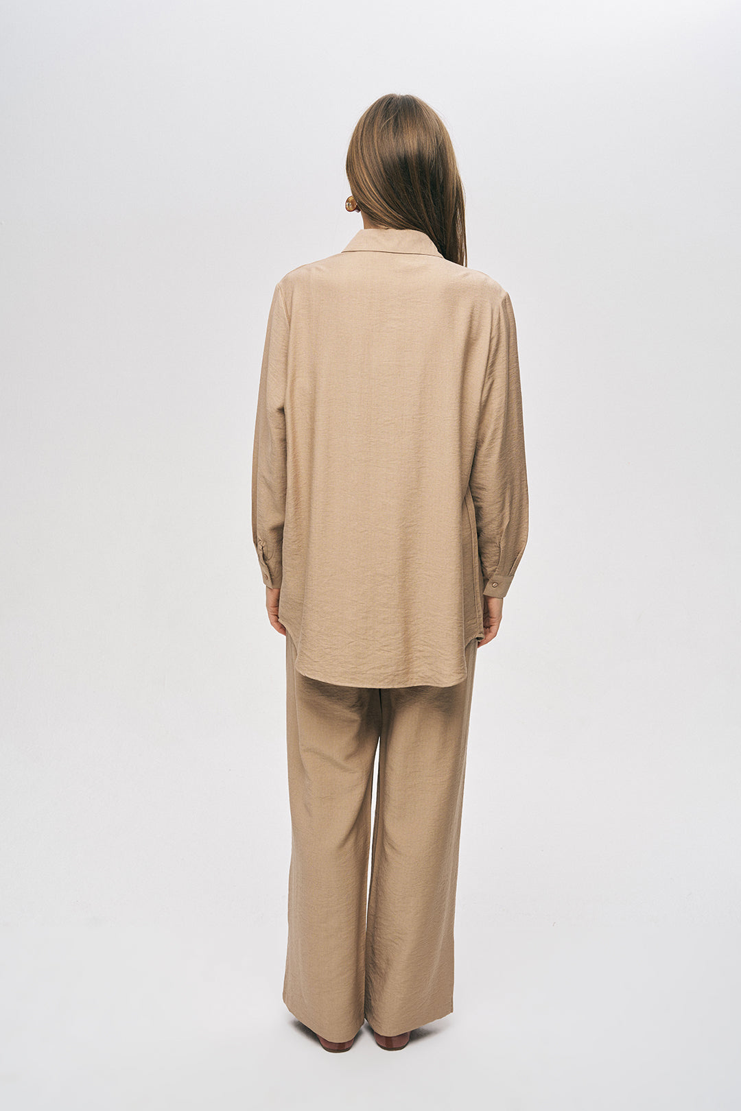 Orfeonegro Kuş ve Çiçek Boncuk İşlemeli Oversize Gömlek Bej