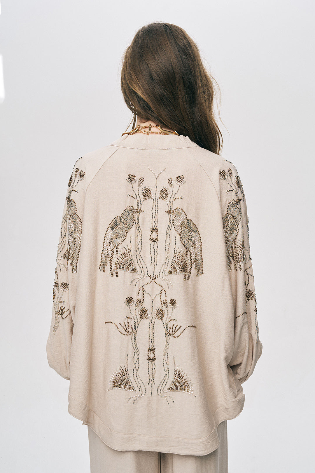 Orfeonegro Kuş ve Çiçek Boncuk İşlemeli Oversize Kimono Açık Bej ORFEONEGRO