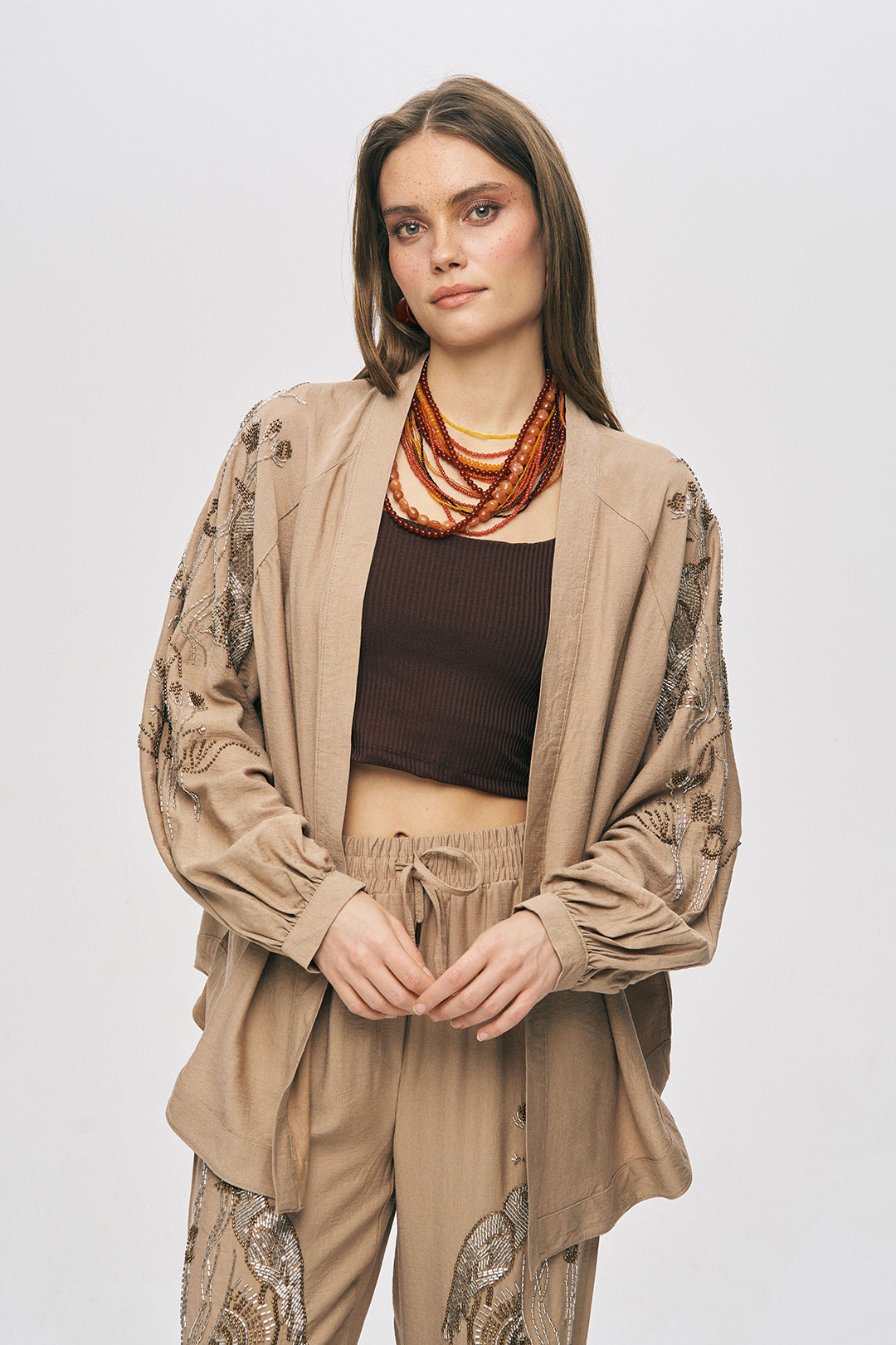 Orfeonegro Kuş ve Çiçek Boncuk İşlemeli Oversize Kimono Bej