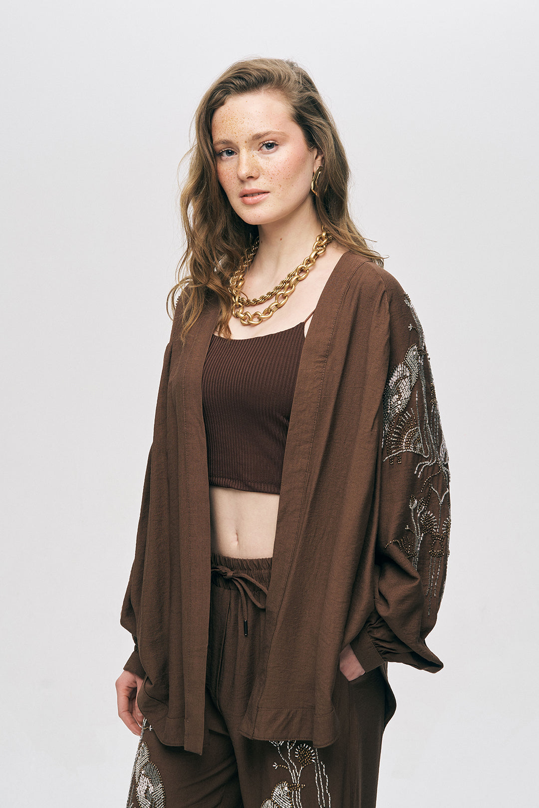 Orfeonegro Kuş ve Çiçek Boncuk İşlemeli Oversize Kimono Kahve ORFEONEGRO