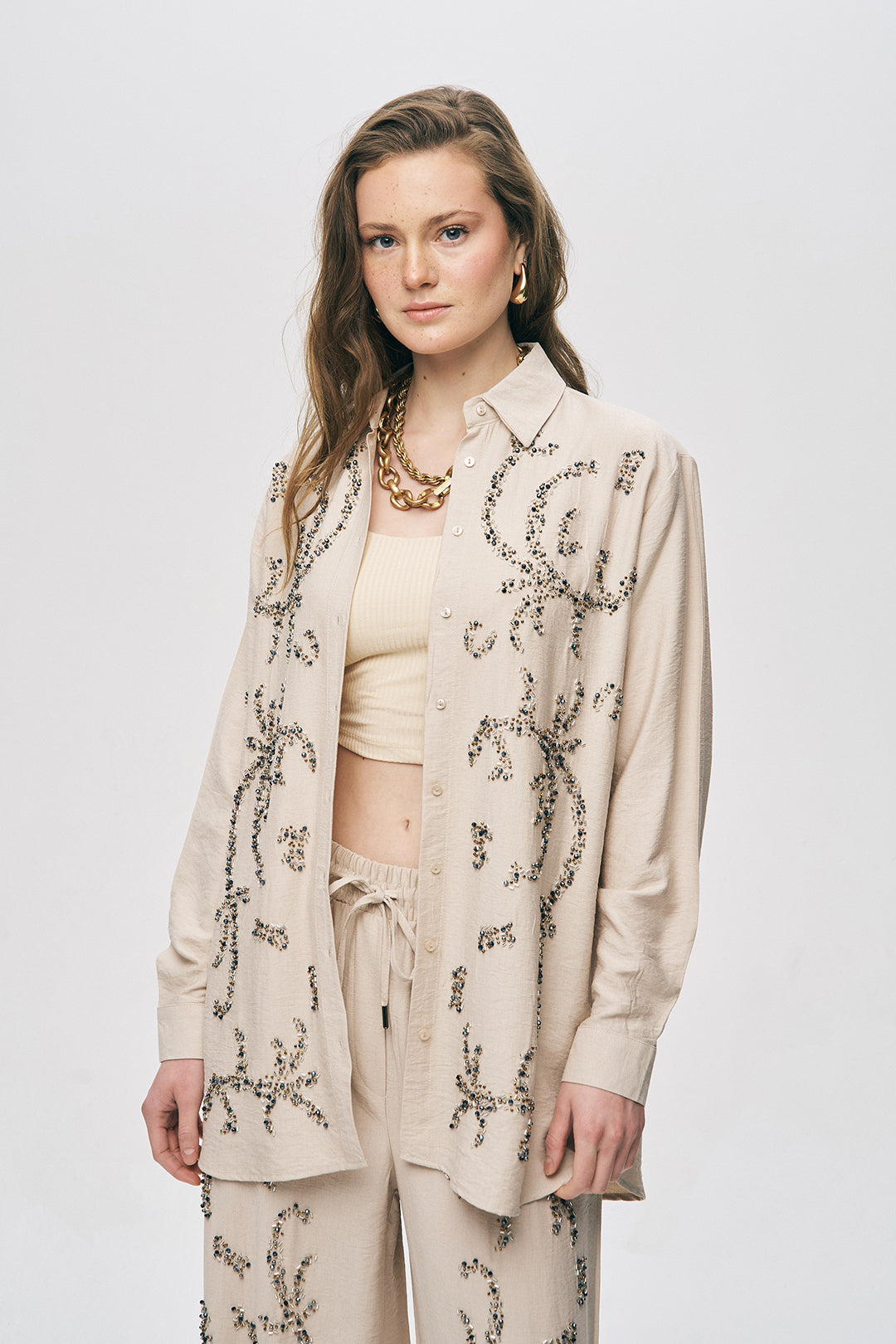 Orfeonegro Boncuk İşlemeli Oversize Gömlek Açık Bej