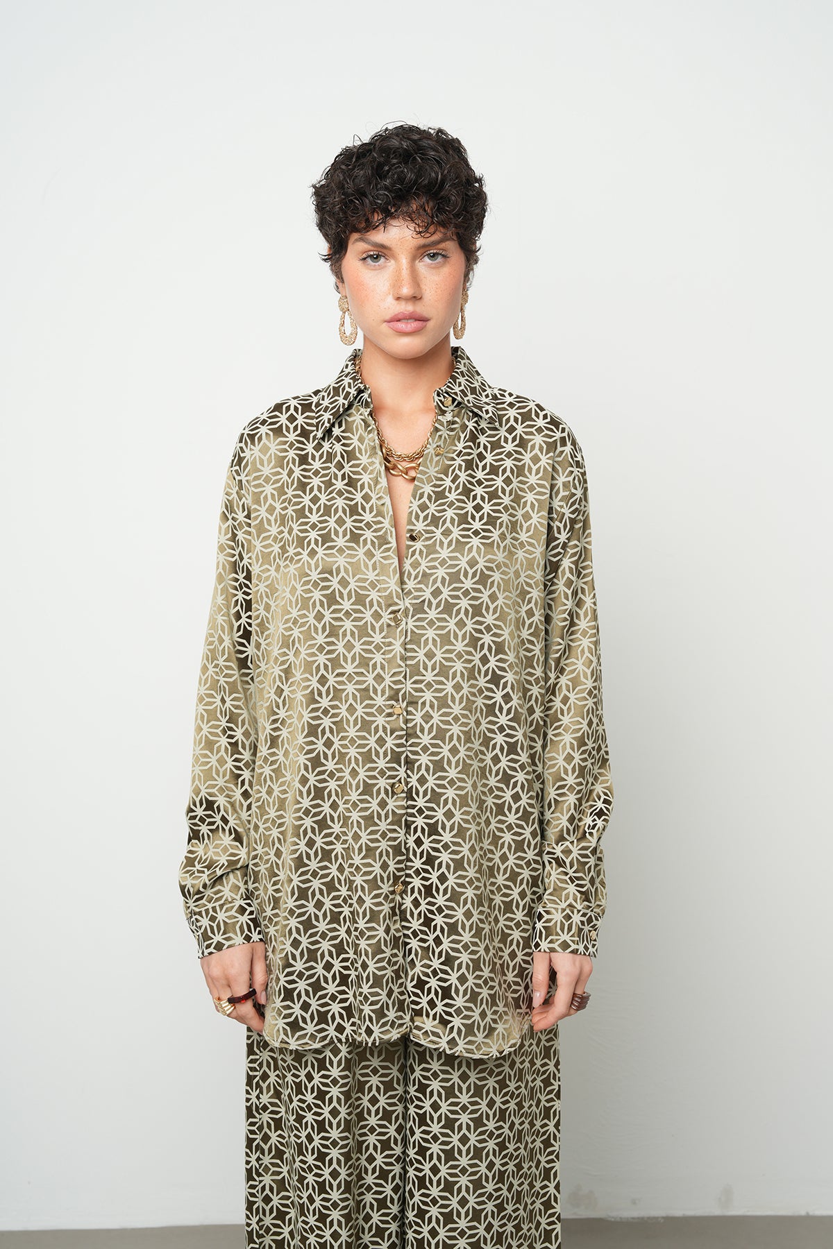 Orfeonegro Desenli Oversize Haki Saten Gömlek