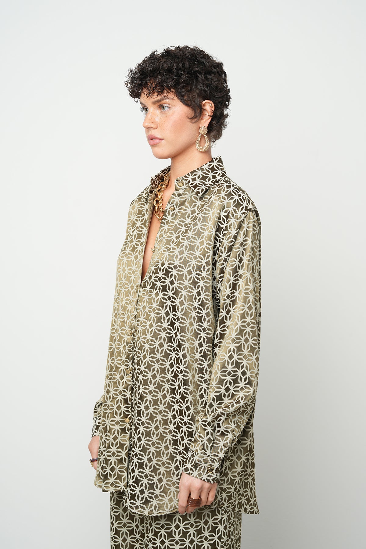 Orfeonegro Desenli Oversize Haki Saten Gömlek