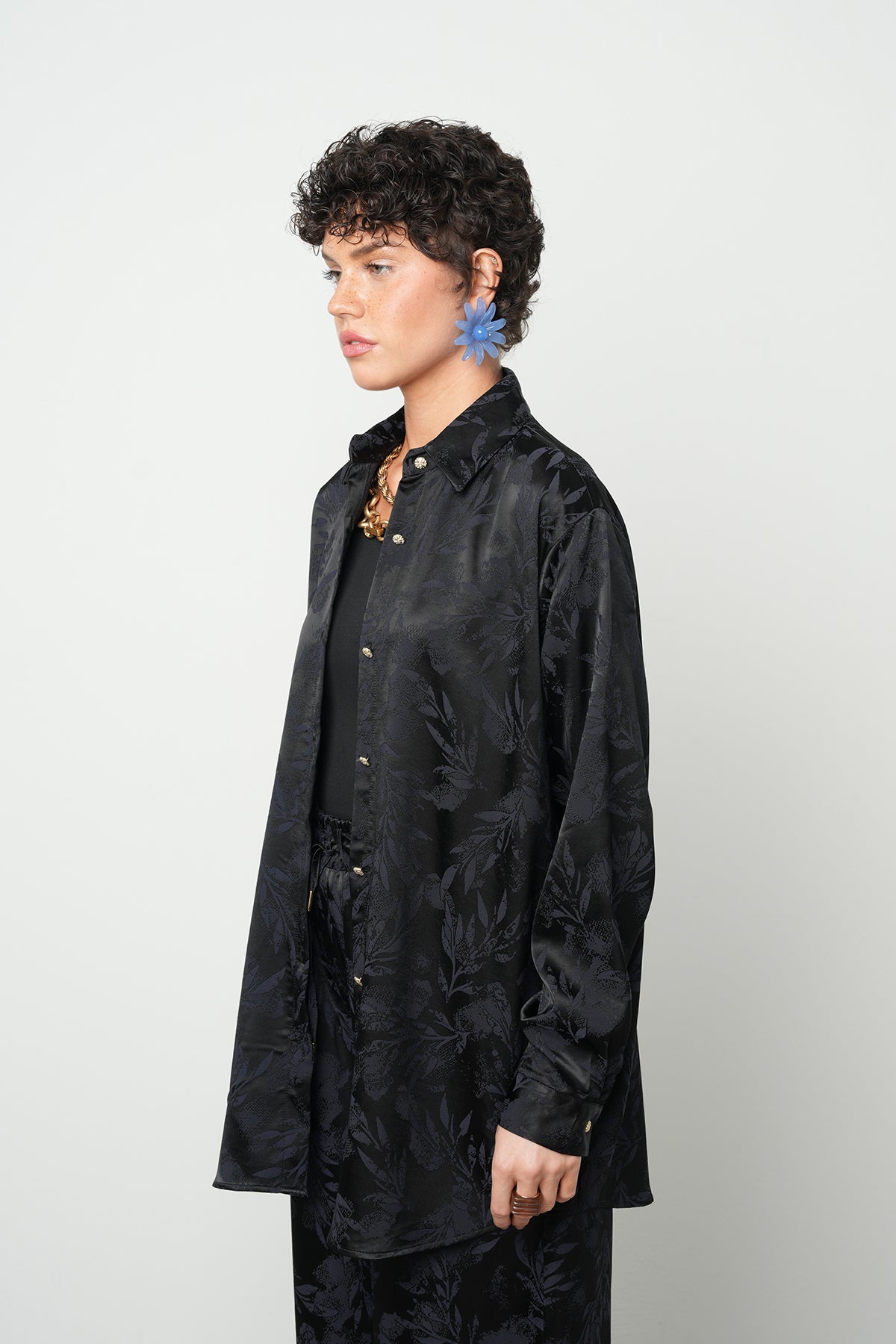 Orfeonegro Siyah Çiçek Desenli Saten Gömlek