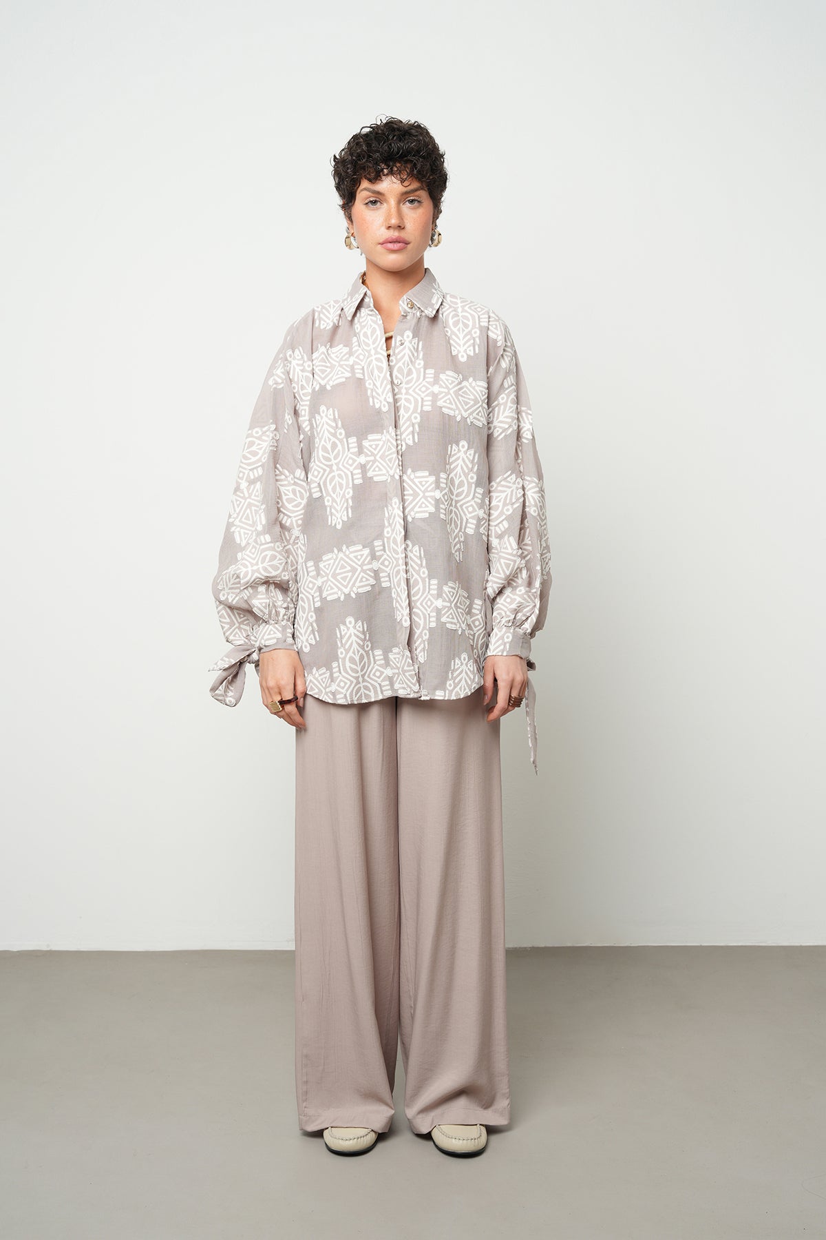 Orfeonegro Koldan Bağlama Detaylı Oversize Gömlek