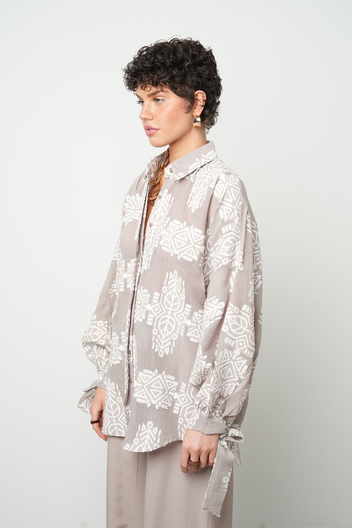 Orfeonegro Koldan Bağlama Detaylı Oversize Gömlek