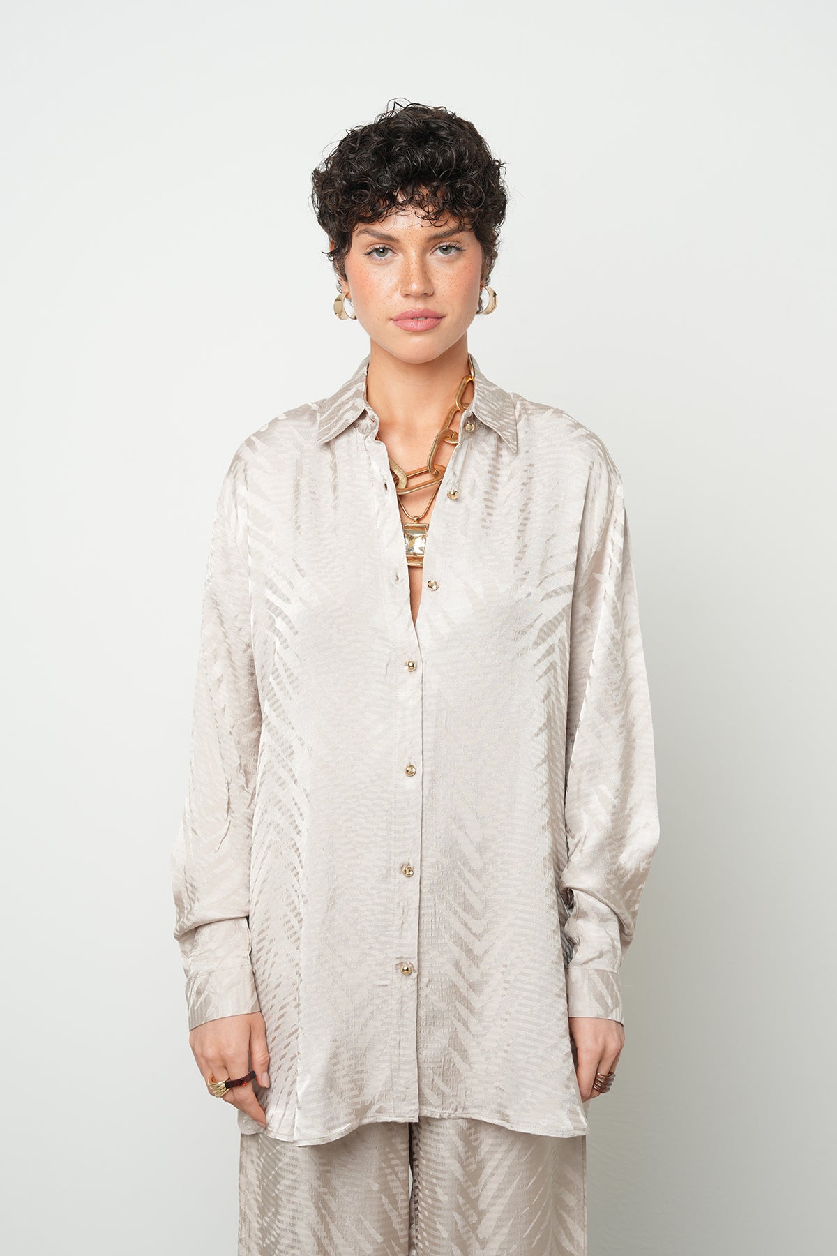 Orfeonegro Geometrik Desenli Oversize Gömlek Bej