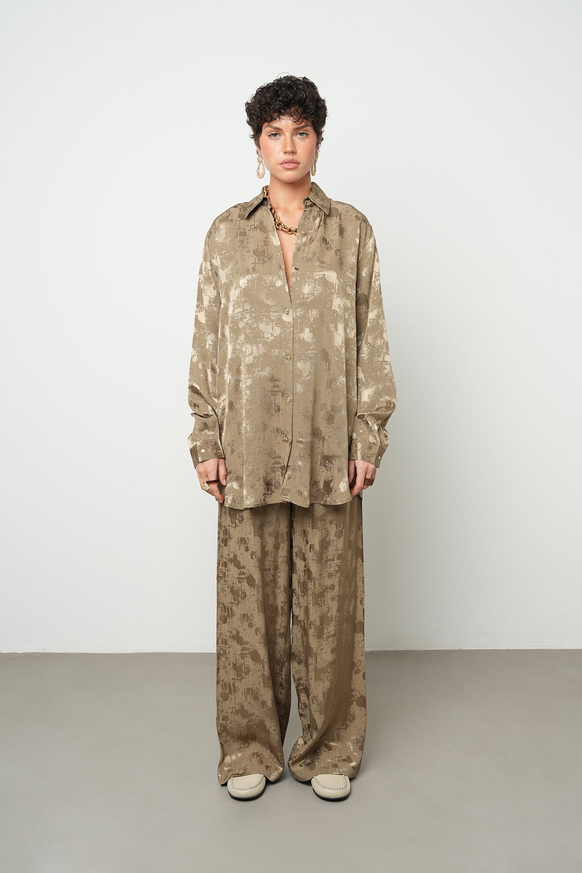 Orfeonegro Desenli Haki Saten Oversize Gömlek