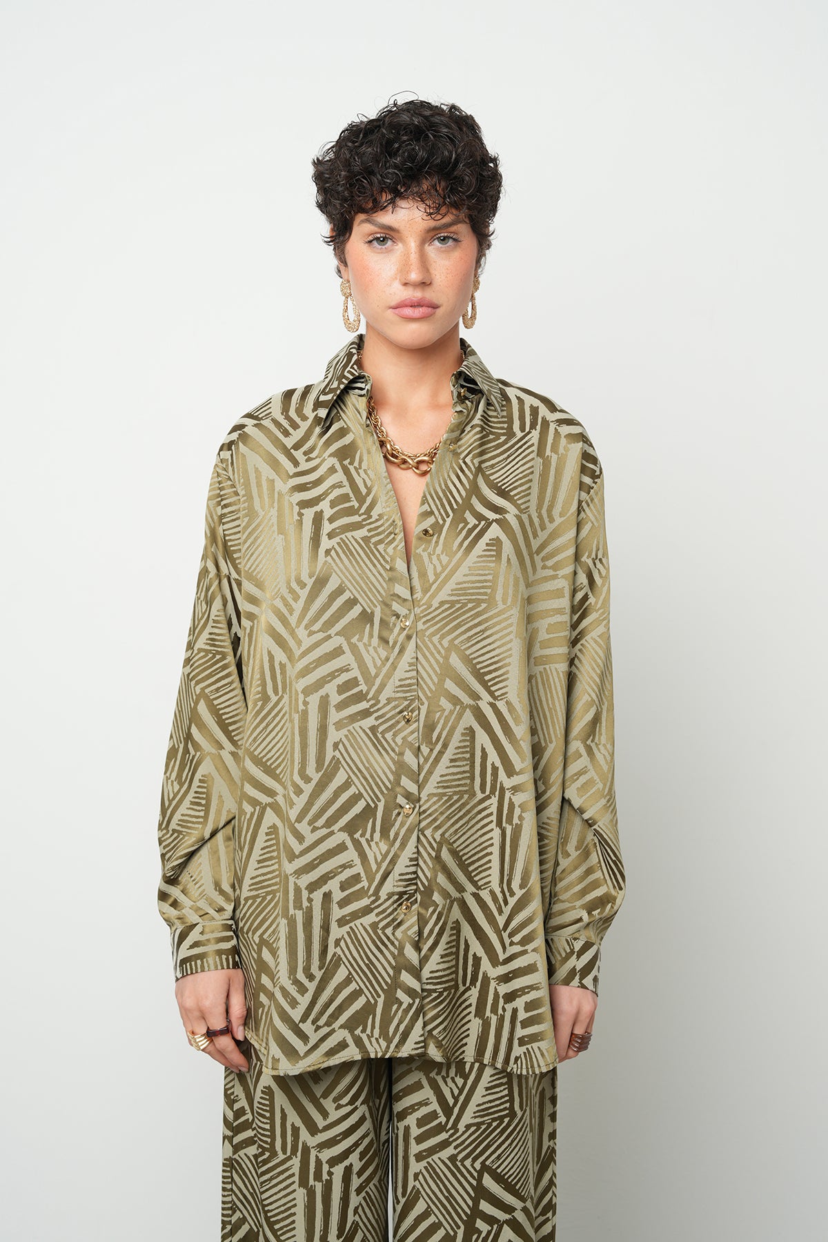 Orfeonegro Geometrik Desenli Oversize Saten Gömlek