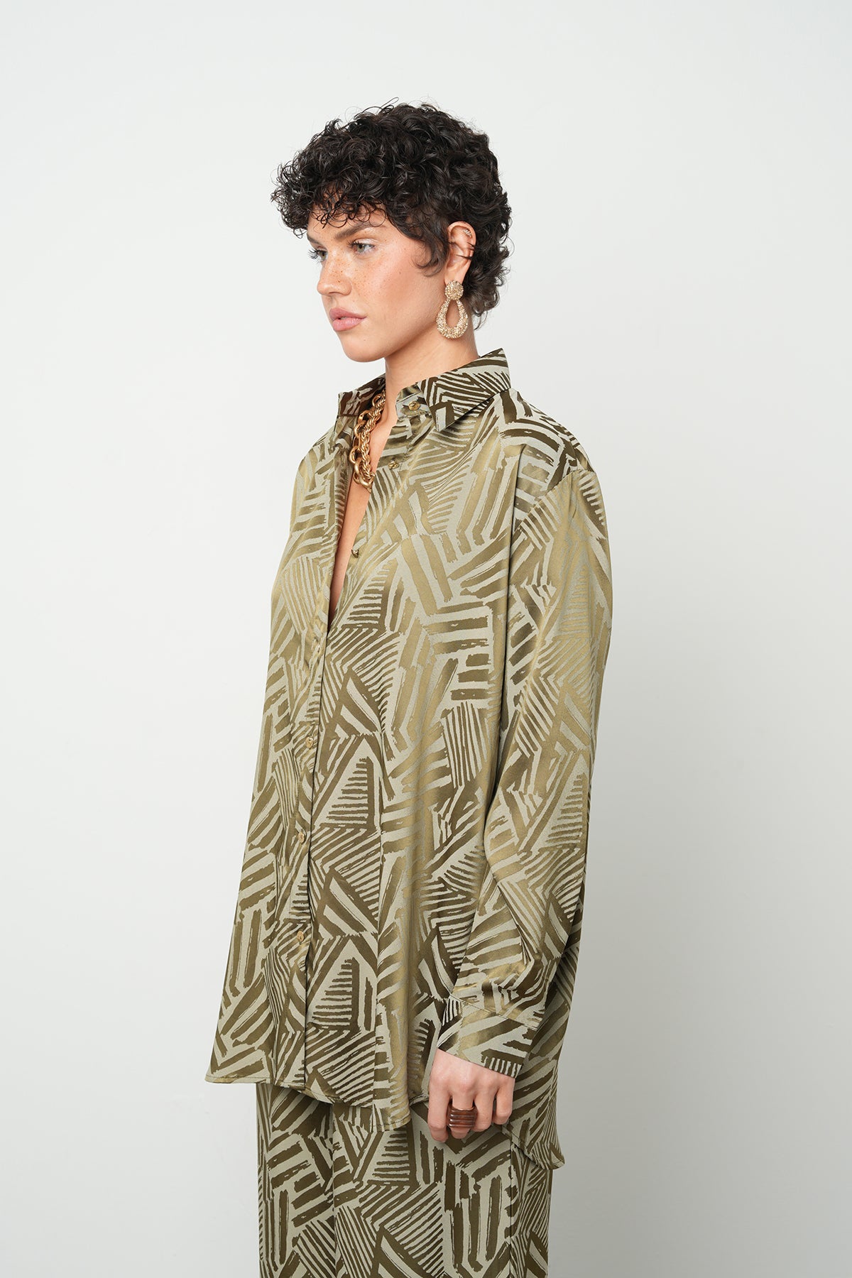 Orfeonegro Geometrik Desenli Oversize Saten Gömlek