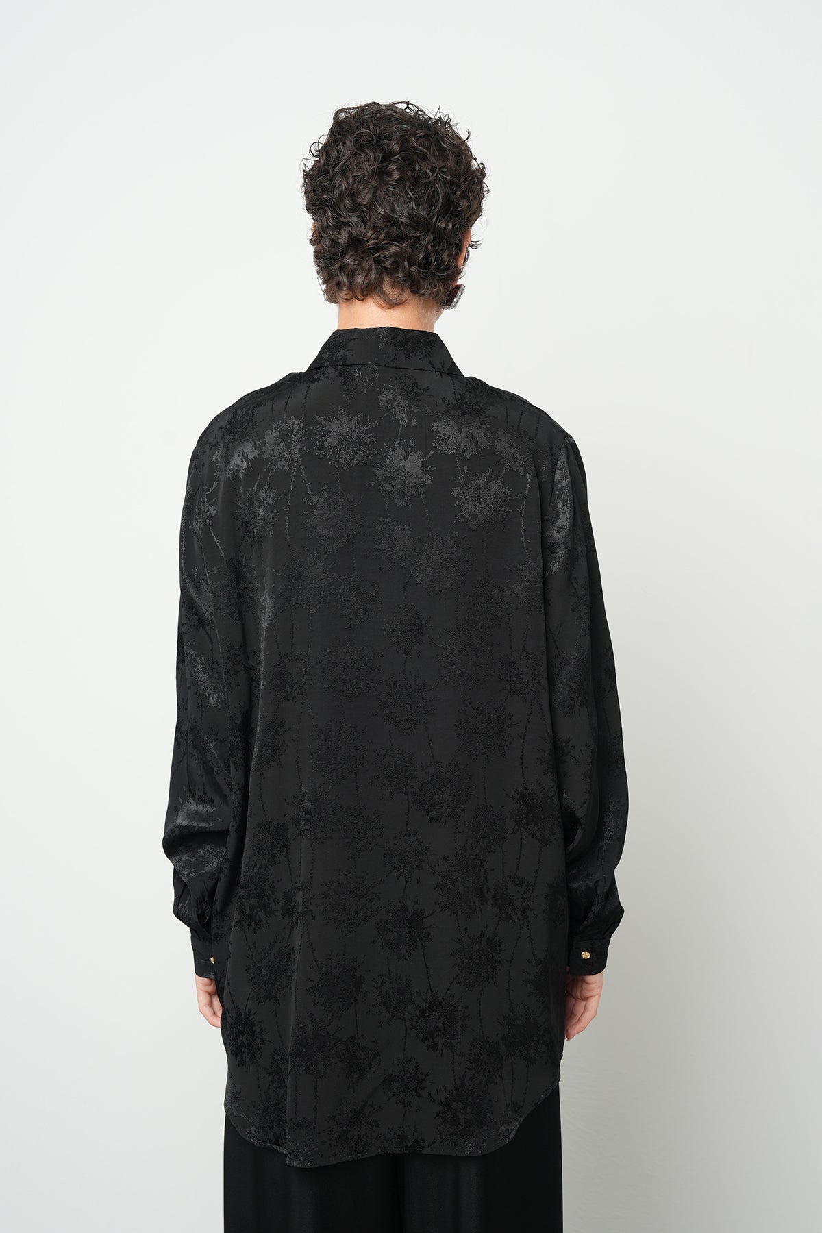 Oversize Siyah Çiçek Desenli Gömlek