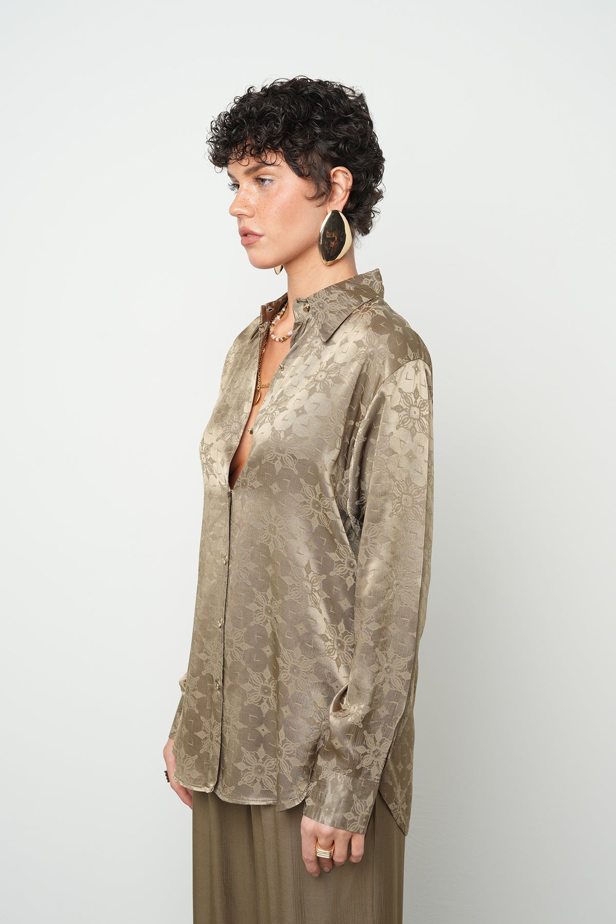 Orfeonegro Jakarlı Yıldız Desenli Saten Oversize Gömlek