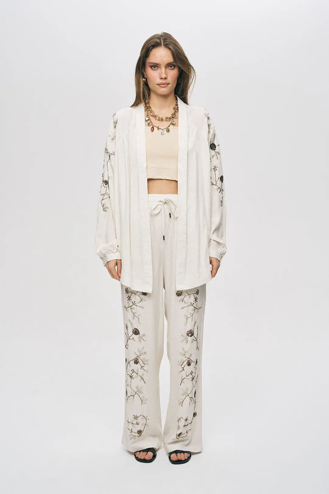 Orfeonegro Çiçek Nakışlı Oversize Kimono ORFEONEGRO