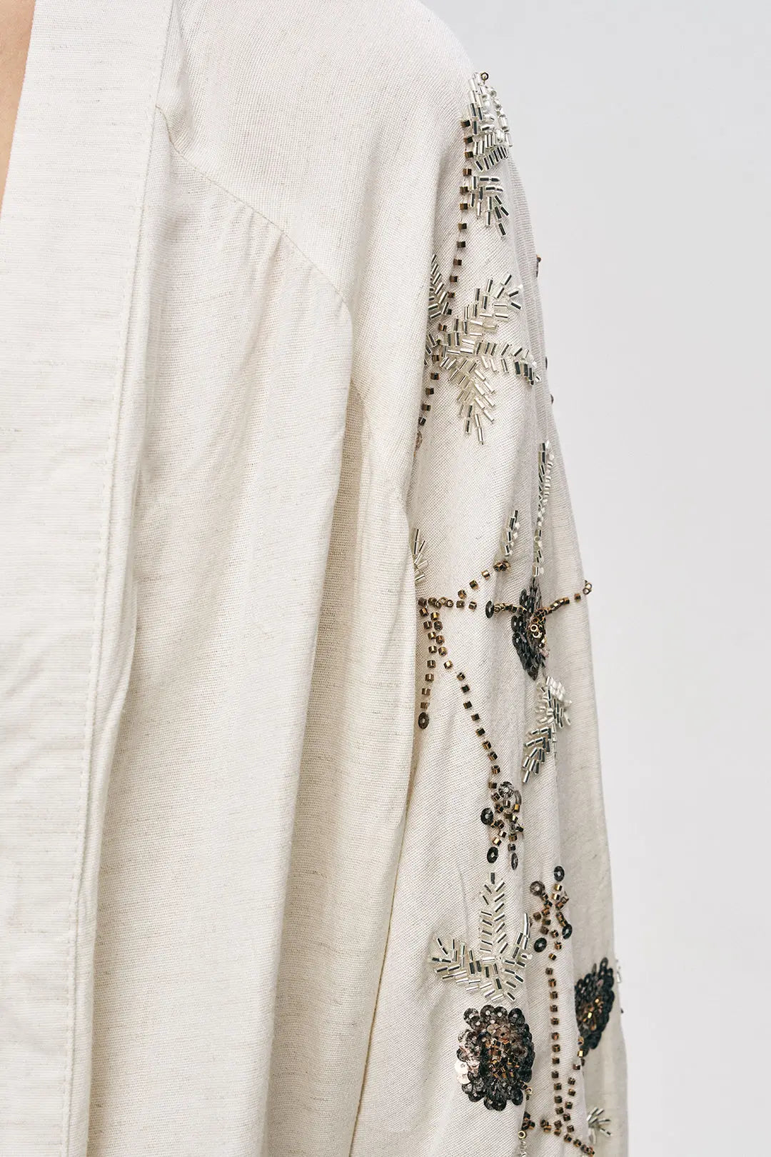Orfeonegro Çiçek Nakışlı Oversize Kimono ORFEONEGRO