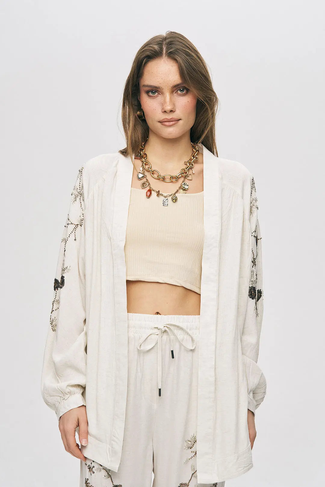 Orfeonegro Çiçek Nakışlı Oversize Kimono ORFEONEGRO