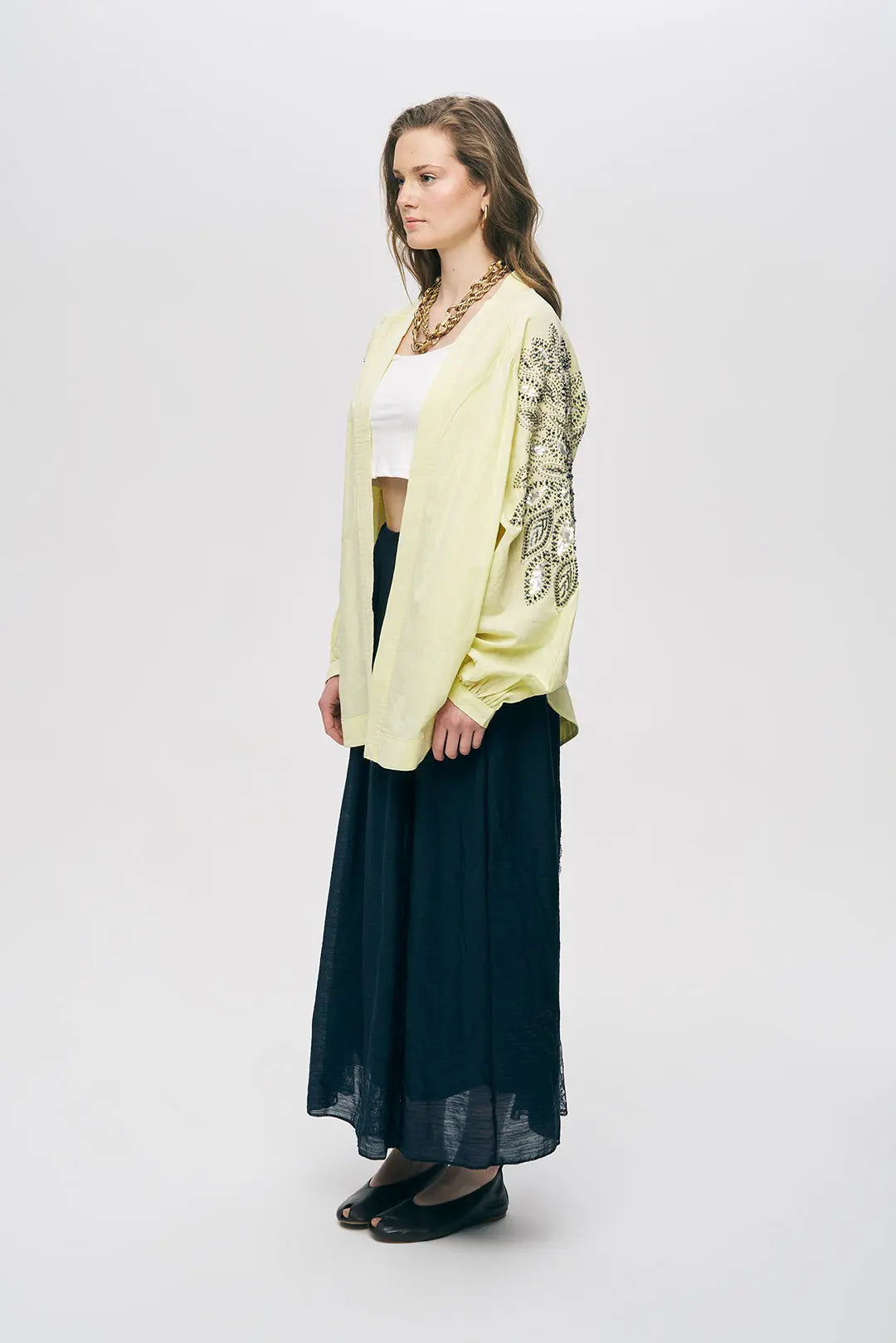 Sarı Sırtı Nakış ve Pul İşlemeli Oversize Kimono ORFEONEGRO