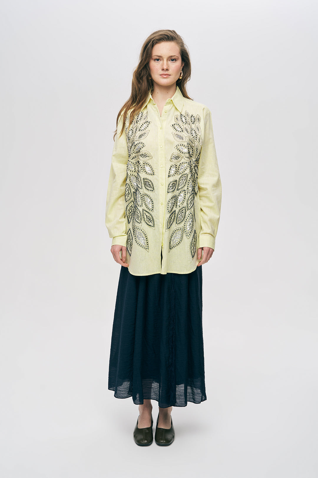 Sarı Pul ve Boncuk İşlemeli Gömlek