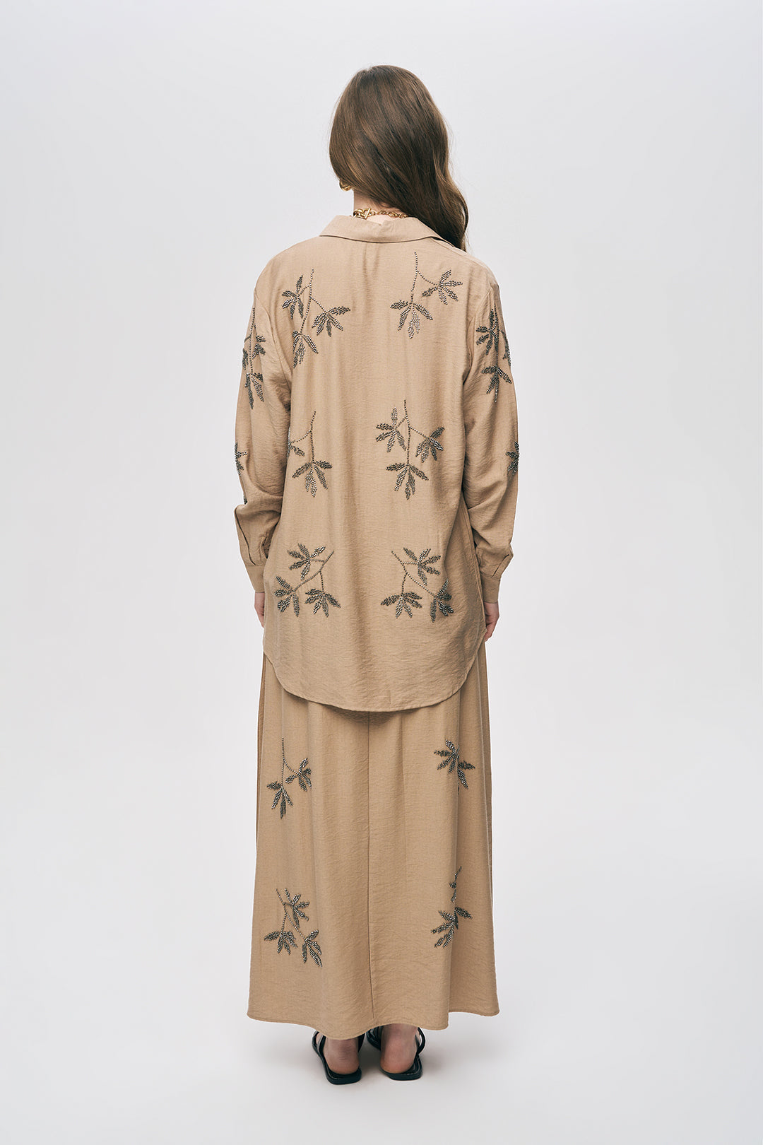 Orfeonegro Bej Yaprak Nakışlı Oversize Gömlek