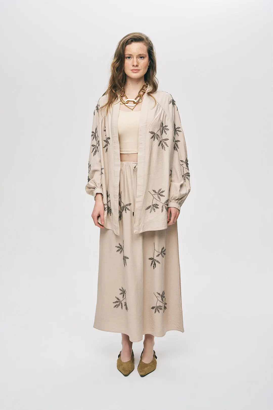 Orfeonegro Açık Bej Yaprak Nakışlı Oversize Kimono ORFEONEGRO