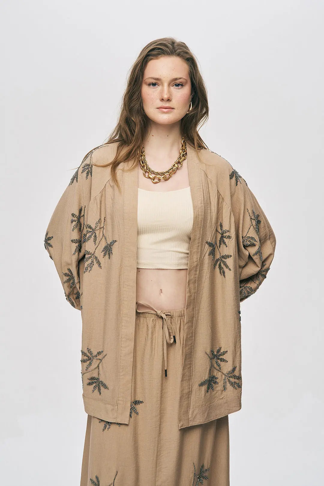 Orfeonegro Bej Yaprak Nakışlı Oversize Kimono ORFEONEGRO