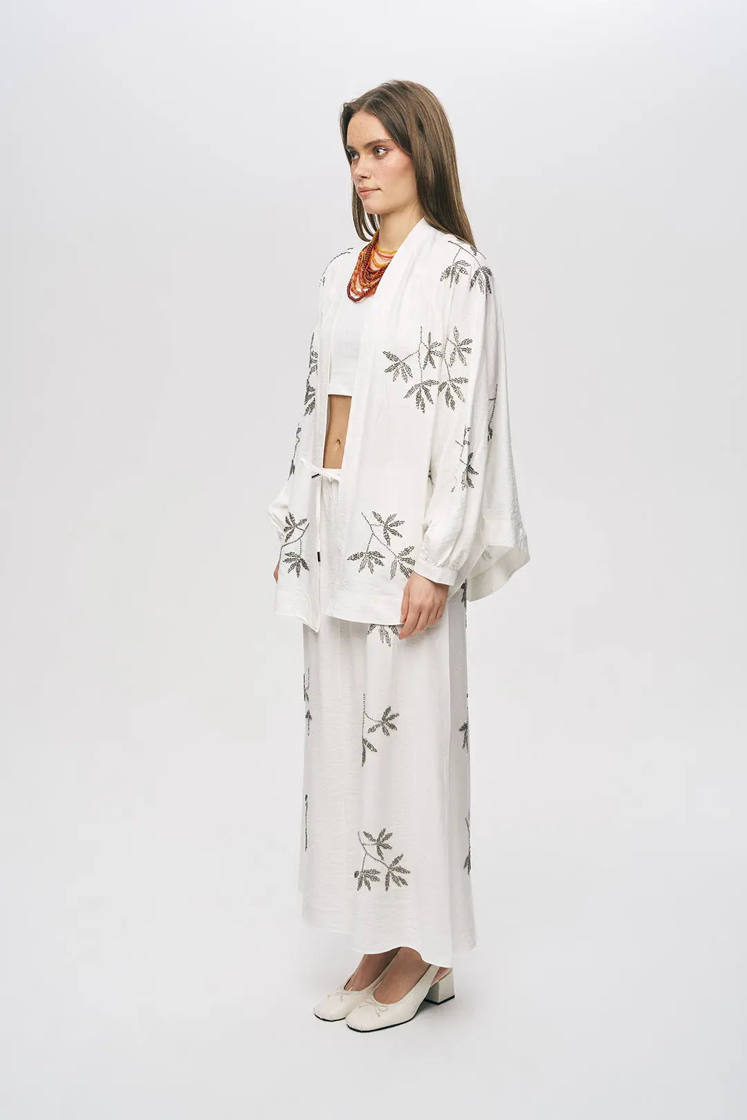 Orfeonegro Ekru Yaprak Nakışlı Oversize Kimono ORFEONEGRO