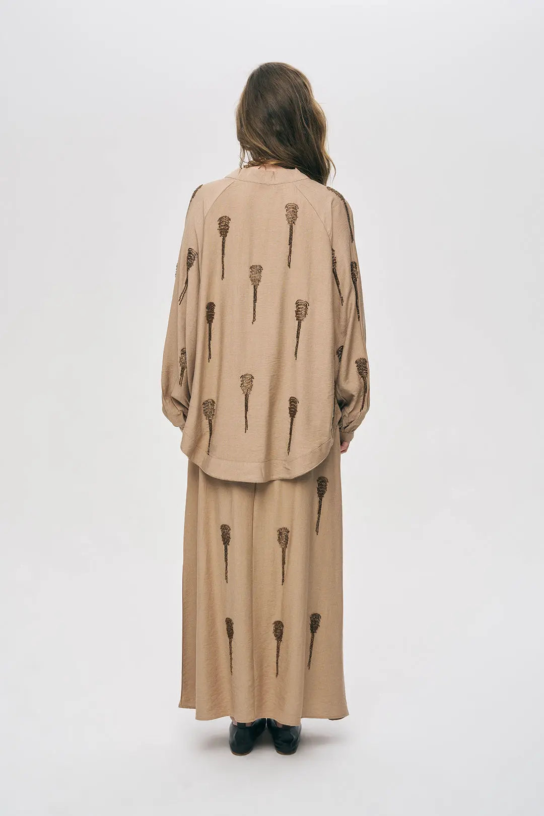 Orfeonegro Boncuk İşlemeli Bej Kimono ORFEONEGRO