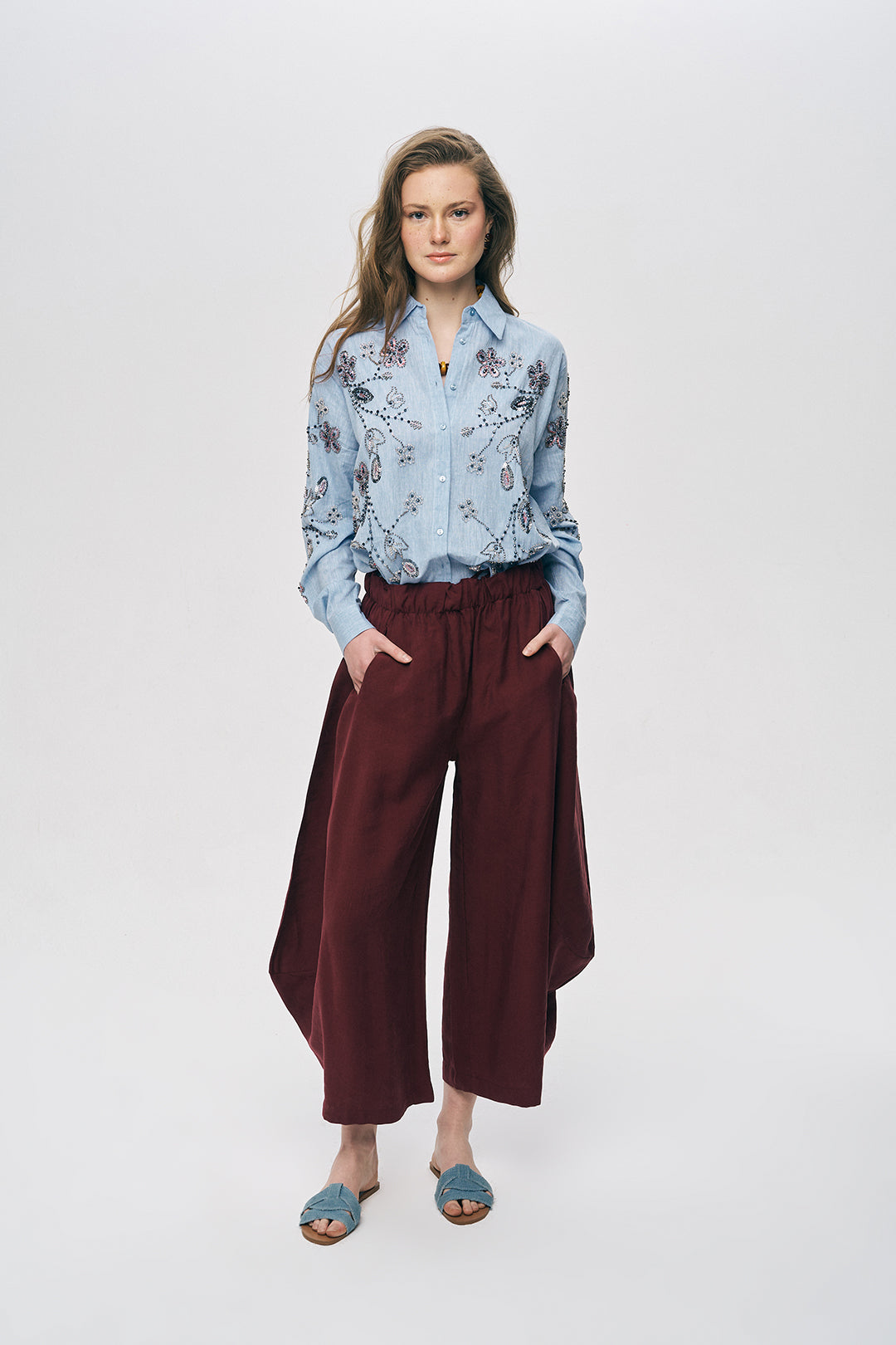 Nakışlı ve İşlemeli Keten Karışımlı Oversize Gömlek