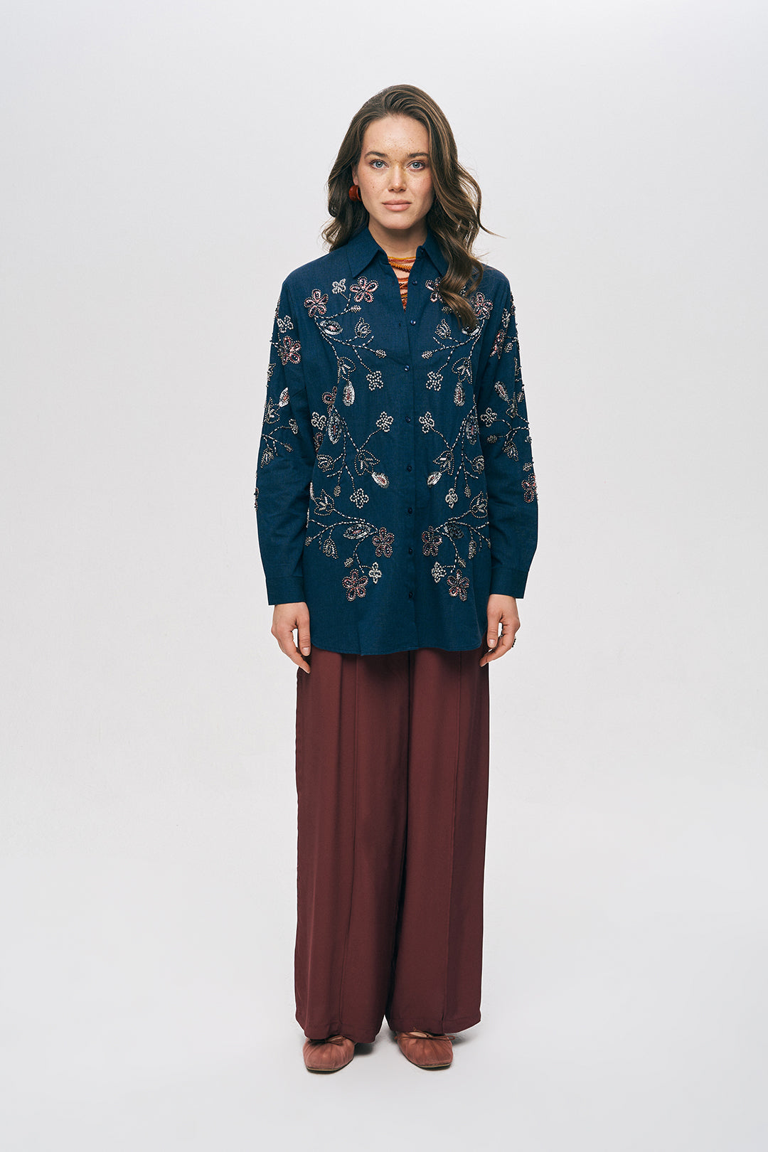 Nakışlı ve İşlemeli Keten Karışımlı Oversize Gömlek Lacivert