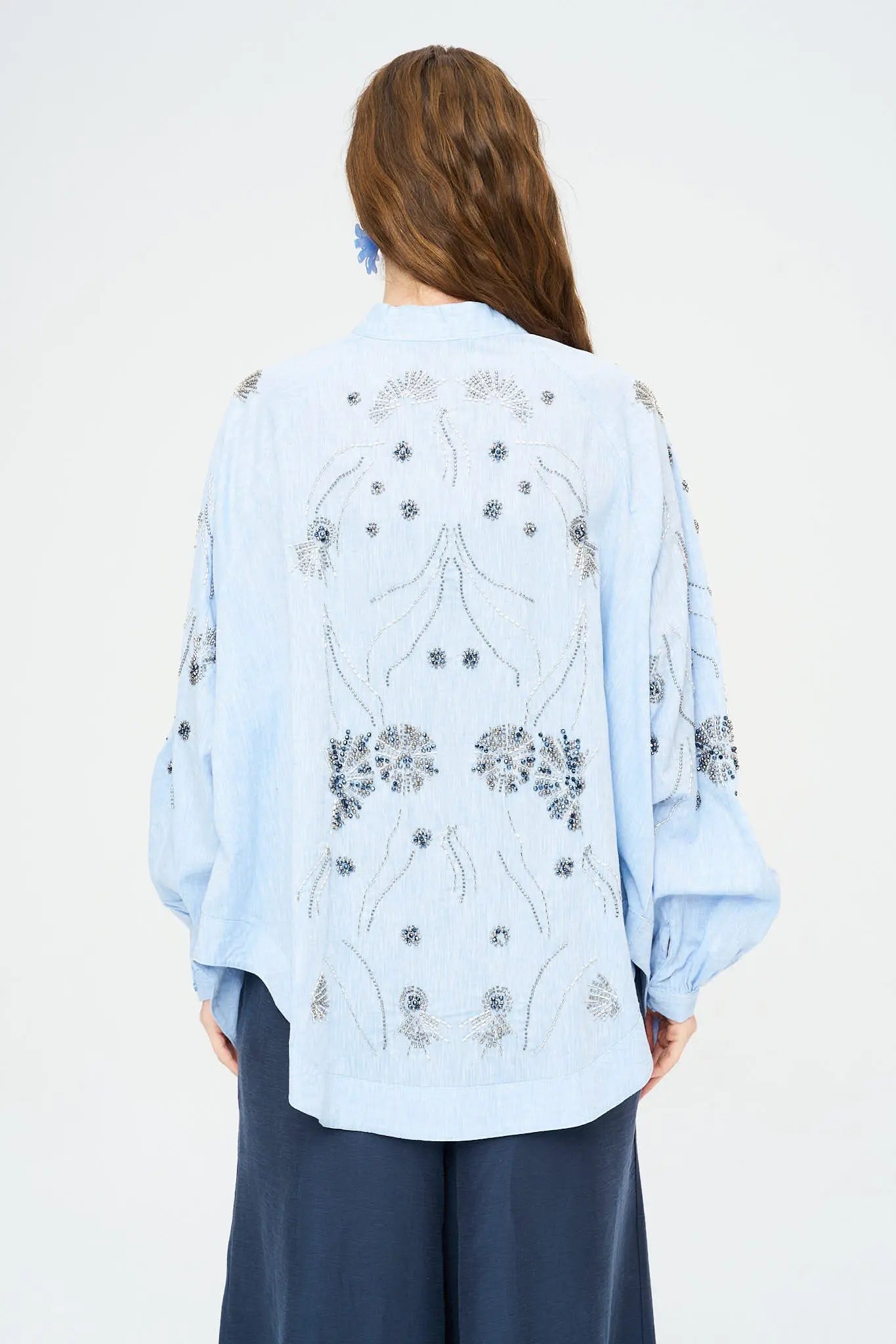Orfeonegro Sırt ve Kol Boncuk İşlemeli Oversize Kimono ORFEONEGRO