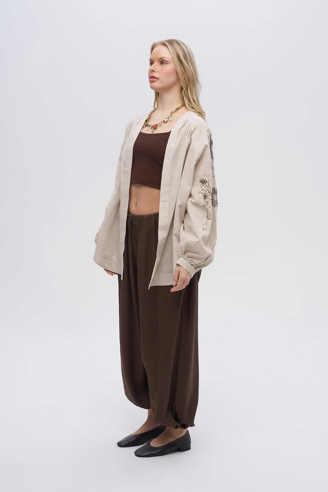Kolu ve Sırtı İşlemeli Oversize Kimono A.bej ORFEONEGRO