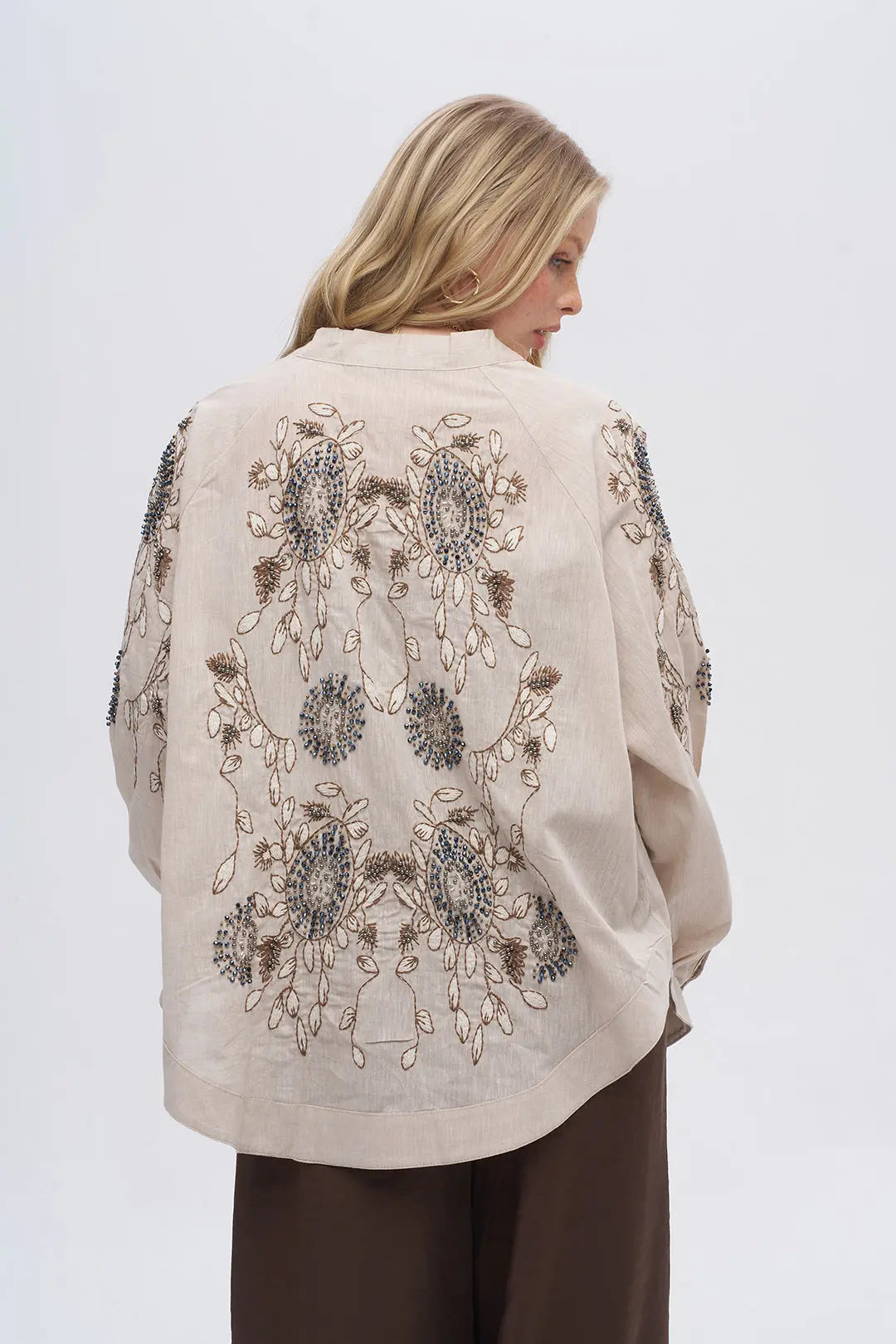 Kolu ve Sırtı İşlemeli Oversize Kimono A.bej ORFEONEGRO