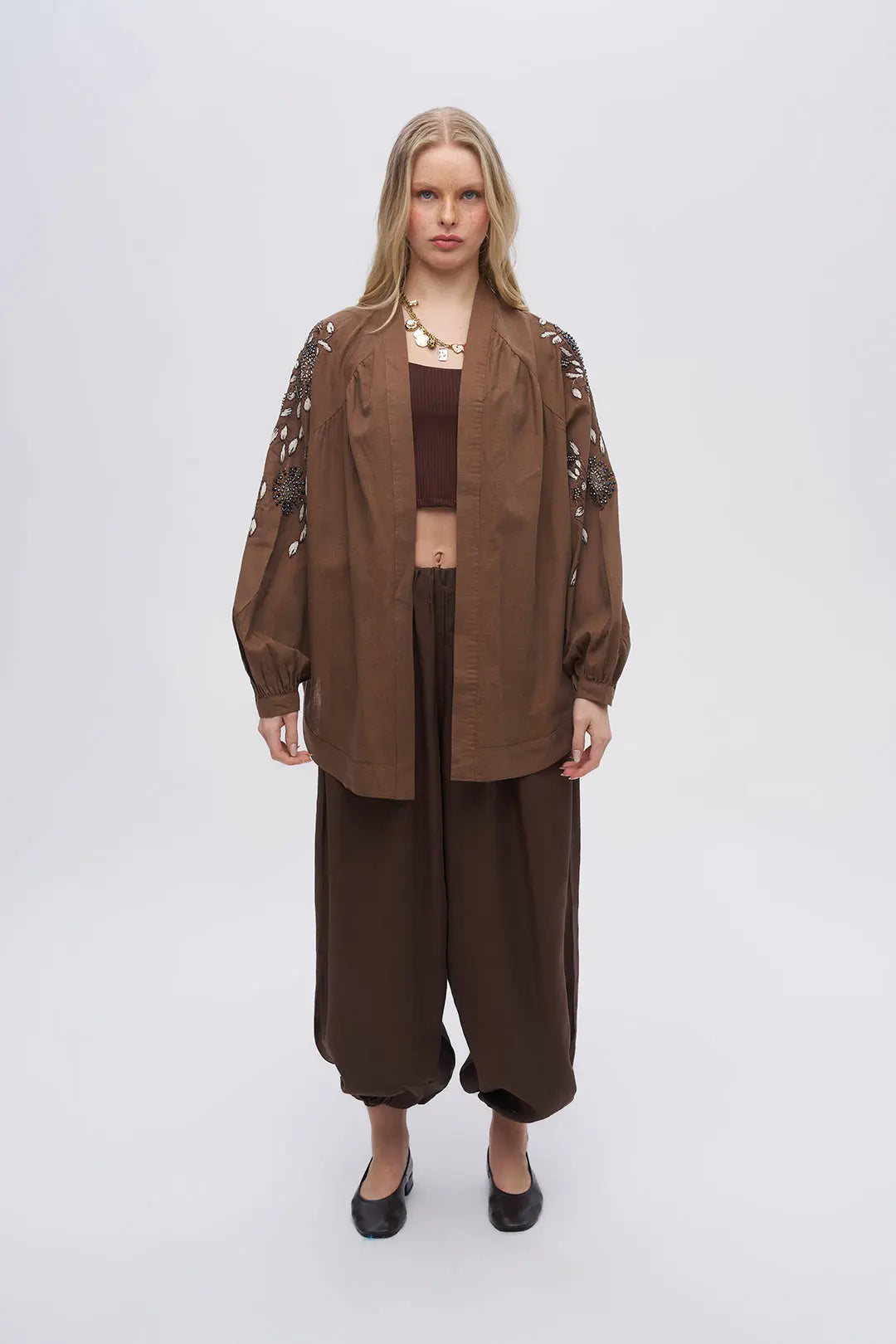 Kolu ve Sırtı İşlemeli Oversize Kimono Kahve ORFEONEGRO