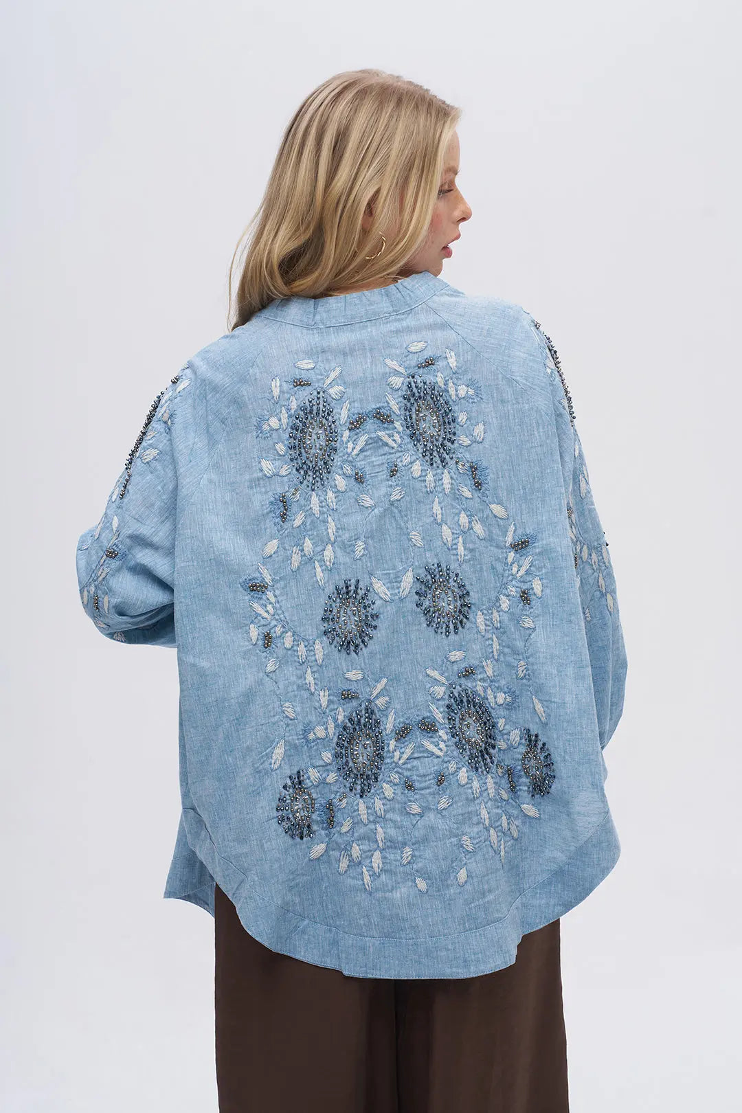 Kolu ve Sırtı İşlemeli Oversize Kimono Mavi ORFEONEGRO
