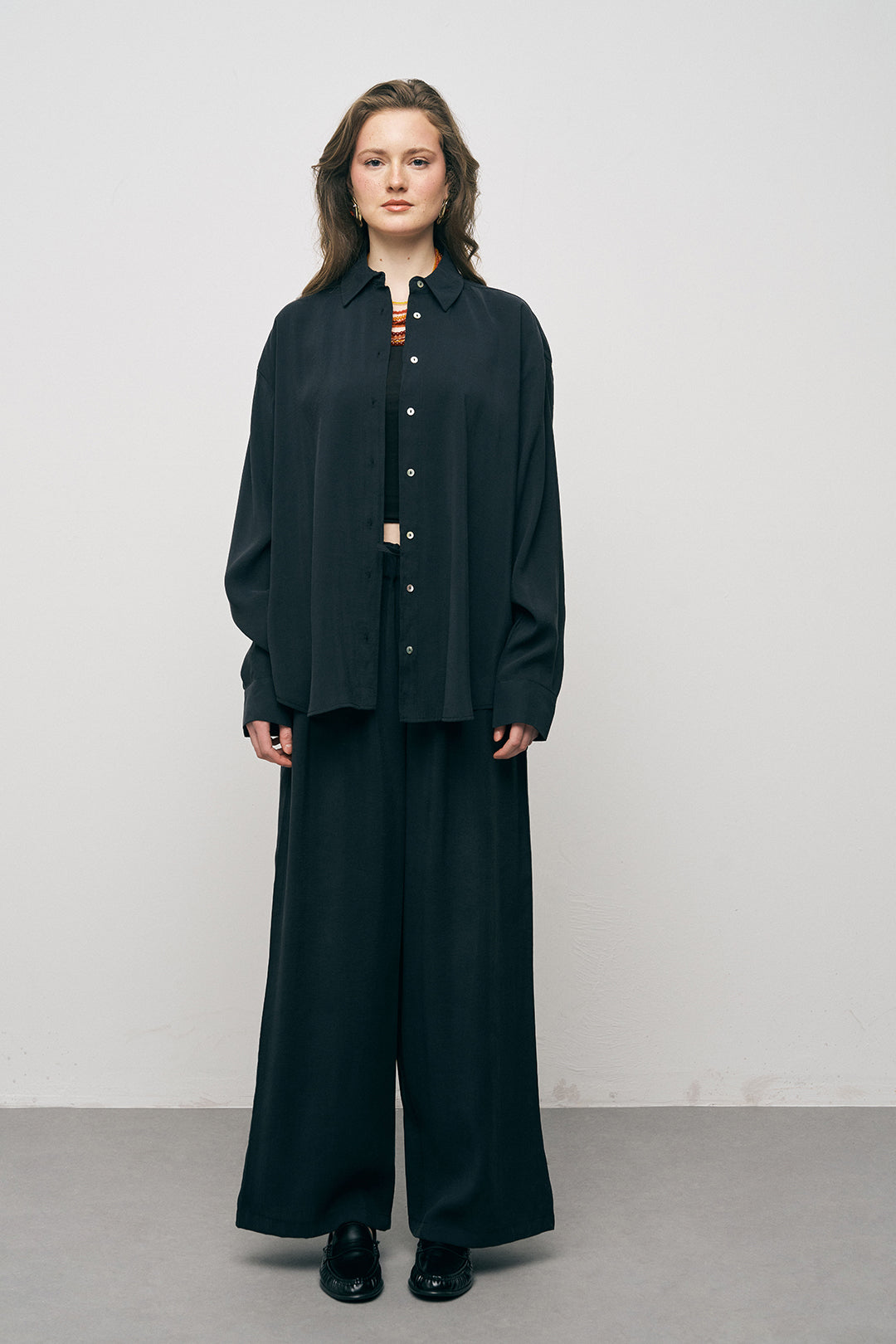 Orfeonegro Siyah Oversize Basic Uzun Kollu Gömlek