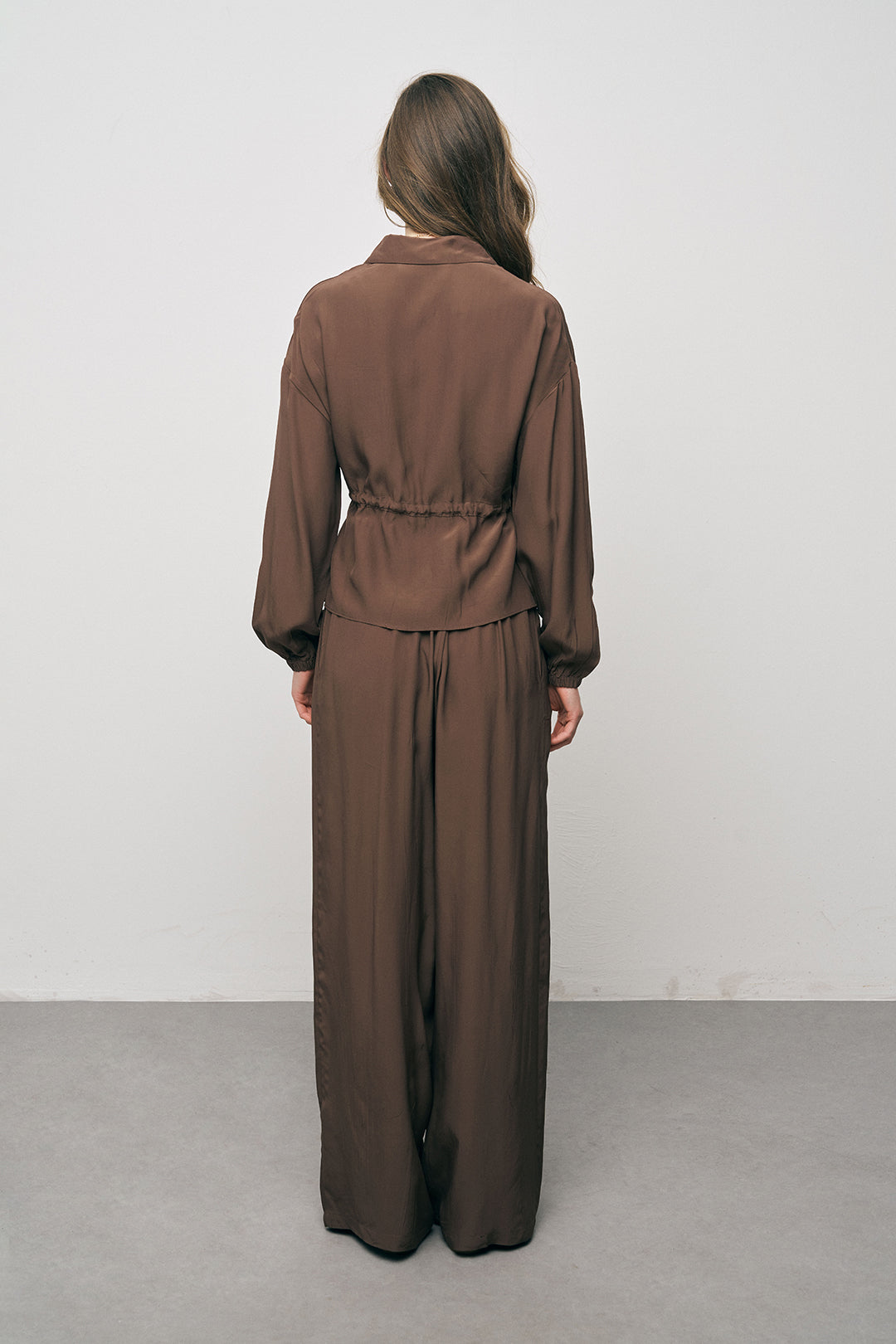 Beli Büzgülü ve Bağcıklı Kahve Fermuarlı Şık Ceket Gömlek