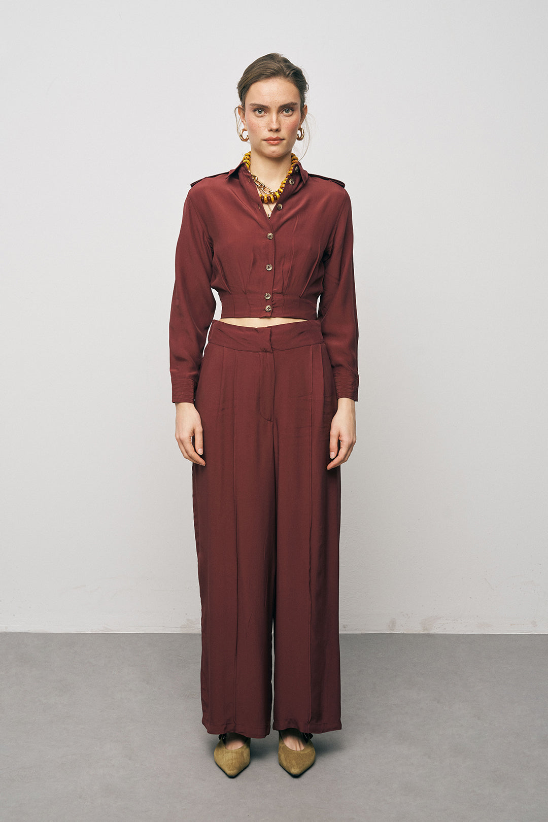 Orfeonegro Bordo Rengi Kruvaze Detaylı Crop Tasarım Gömlek