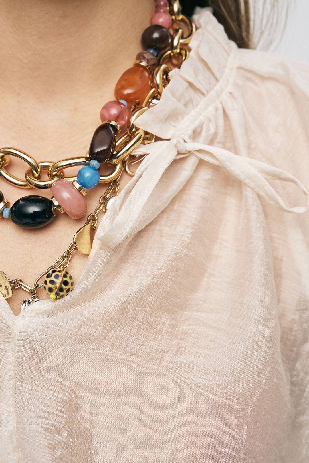 Orfeonegro İnce Dokulu Manşetli ve Beli Lastikli Şık Ekru Bluz