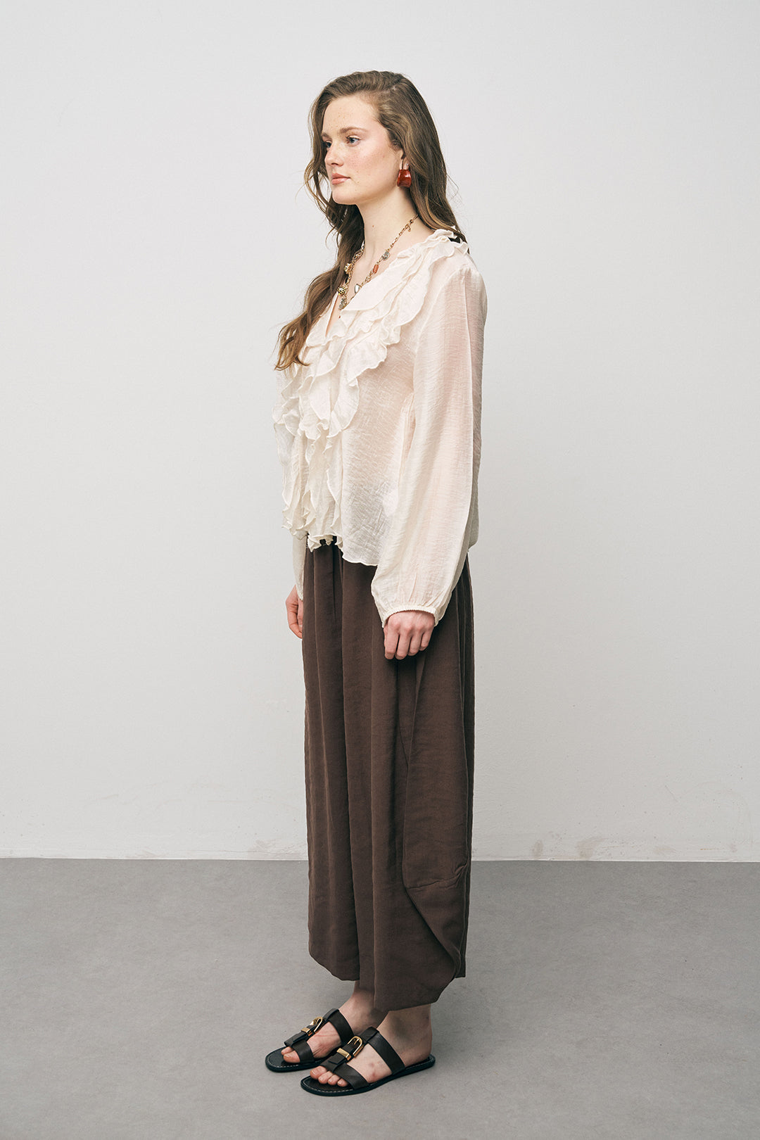 Orfeonegro Ekru Volan Detaylı Liyosel Karışımlı Şifon Gömlek