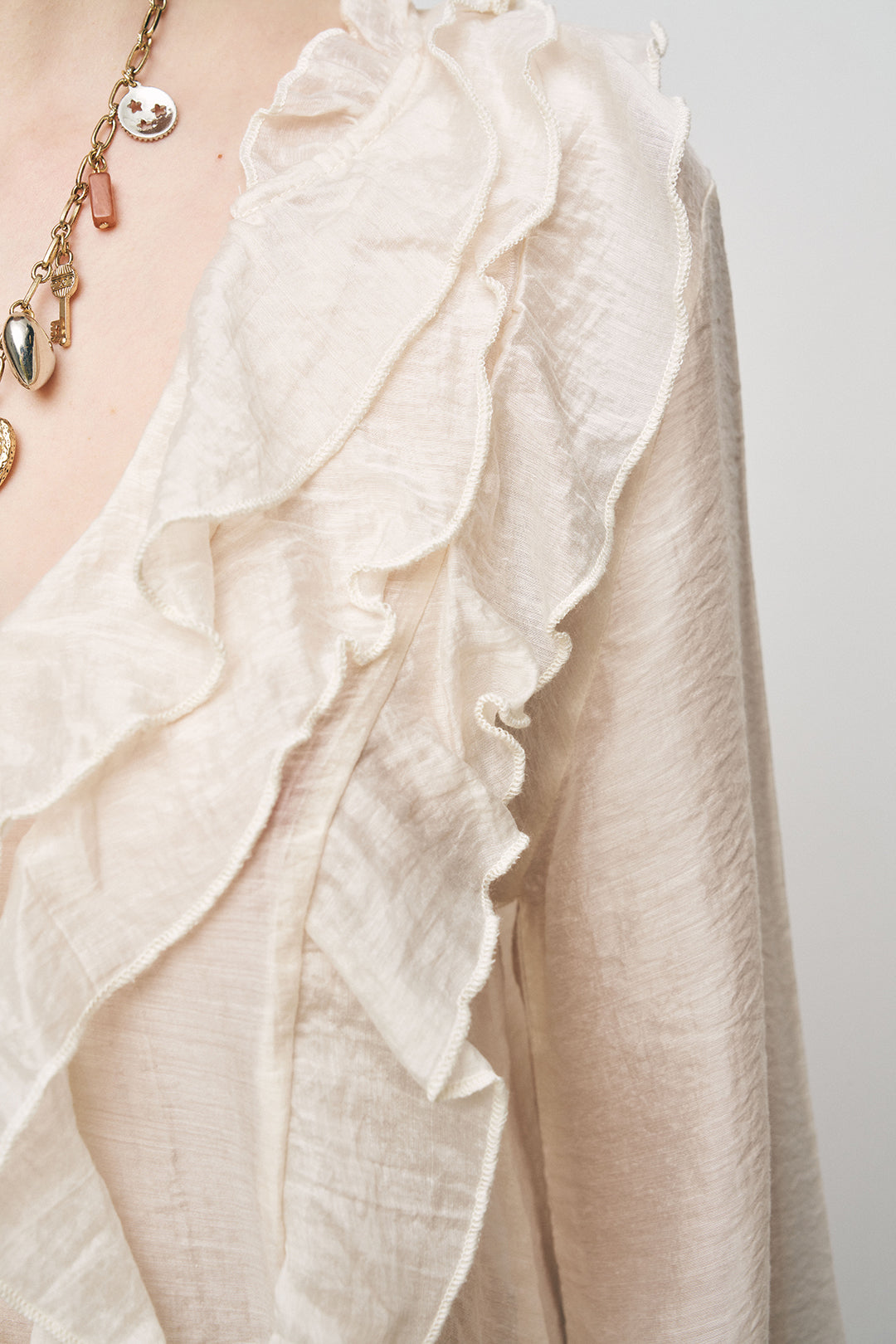 Orfeonegro Ekru Volan Detaylı Liyosel Karışımlı Şifon Gömlek