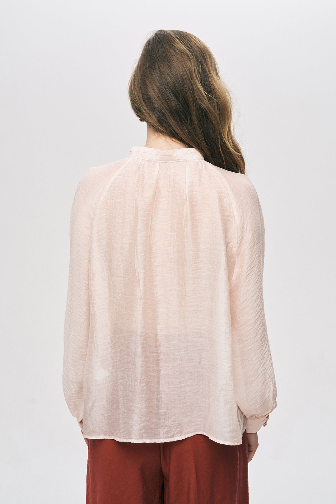 Orfeonegro Hakim Yaka Düğme Detaylı Şifon Gömlek Pudra