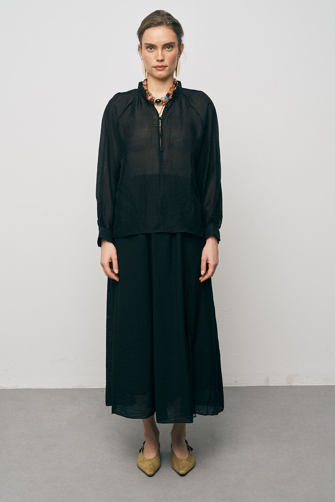 Orfeonegro Hakim Yaka Düğme Detaylı Şifon Gömlek Siyah