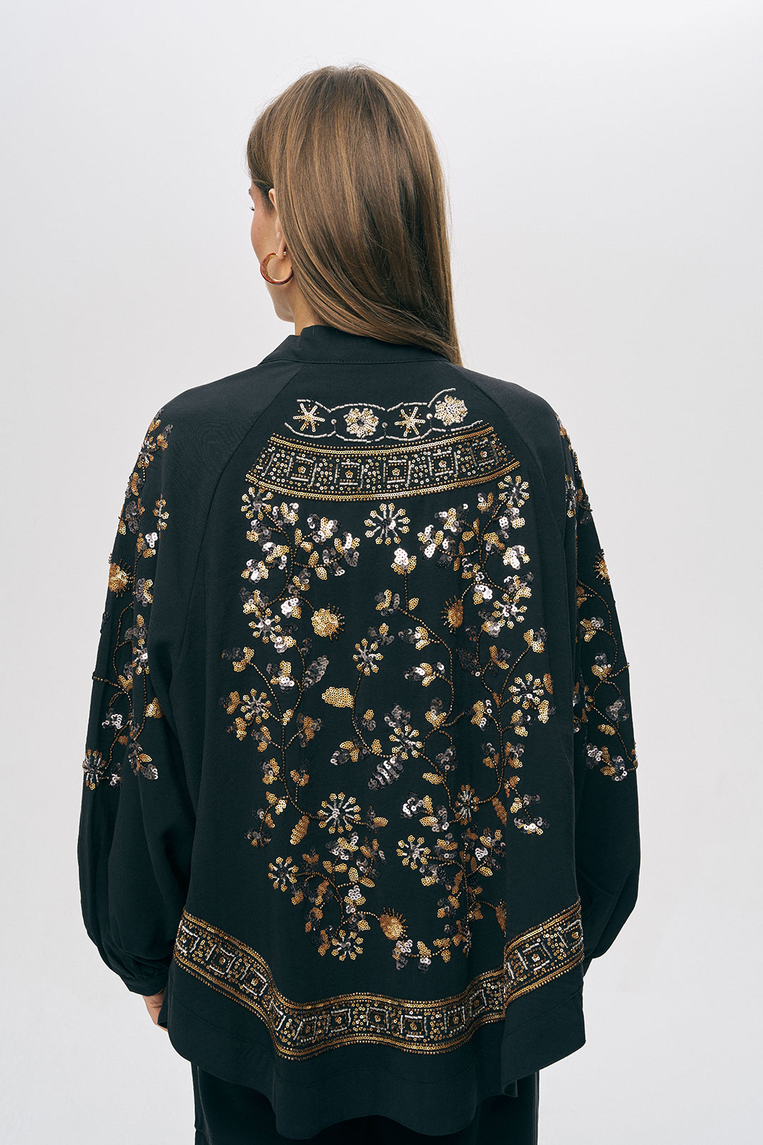 Orfeonegro Sırtı ve Kolu Payet Boncuk İşlemeli Siyah Kimono