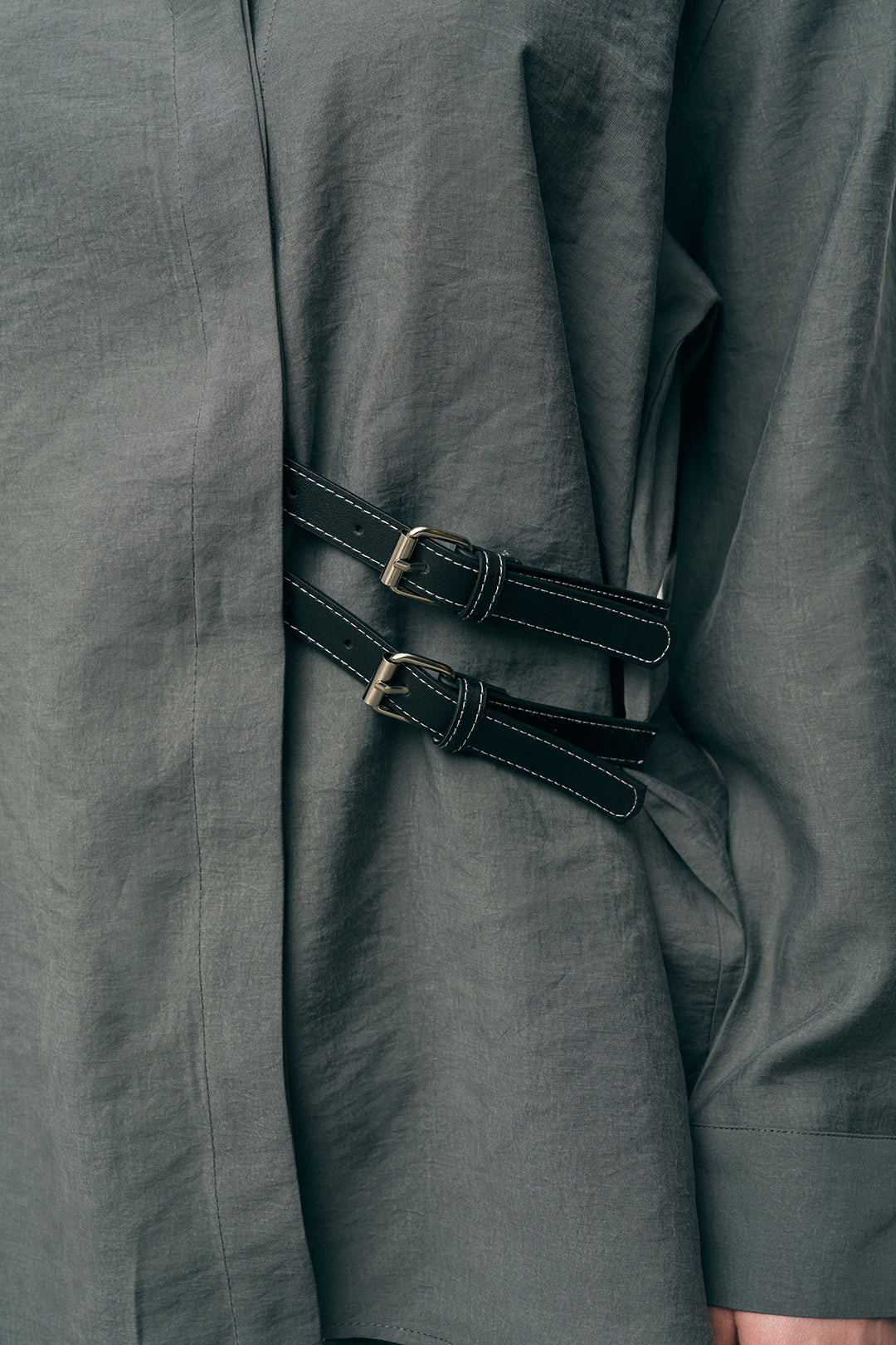 Orfeonegro Çift Kemer Aksesuarlı Haki Uzun Kollu Gömlek